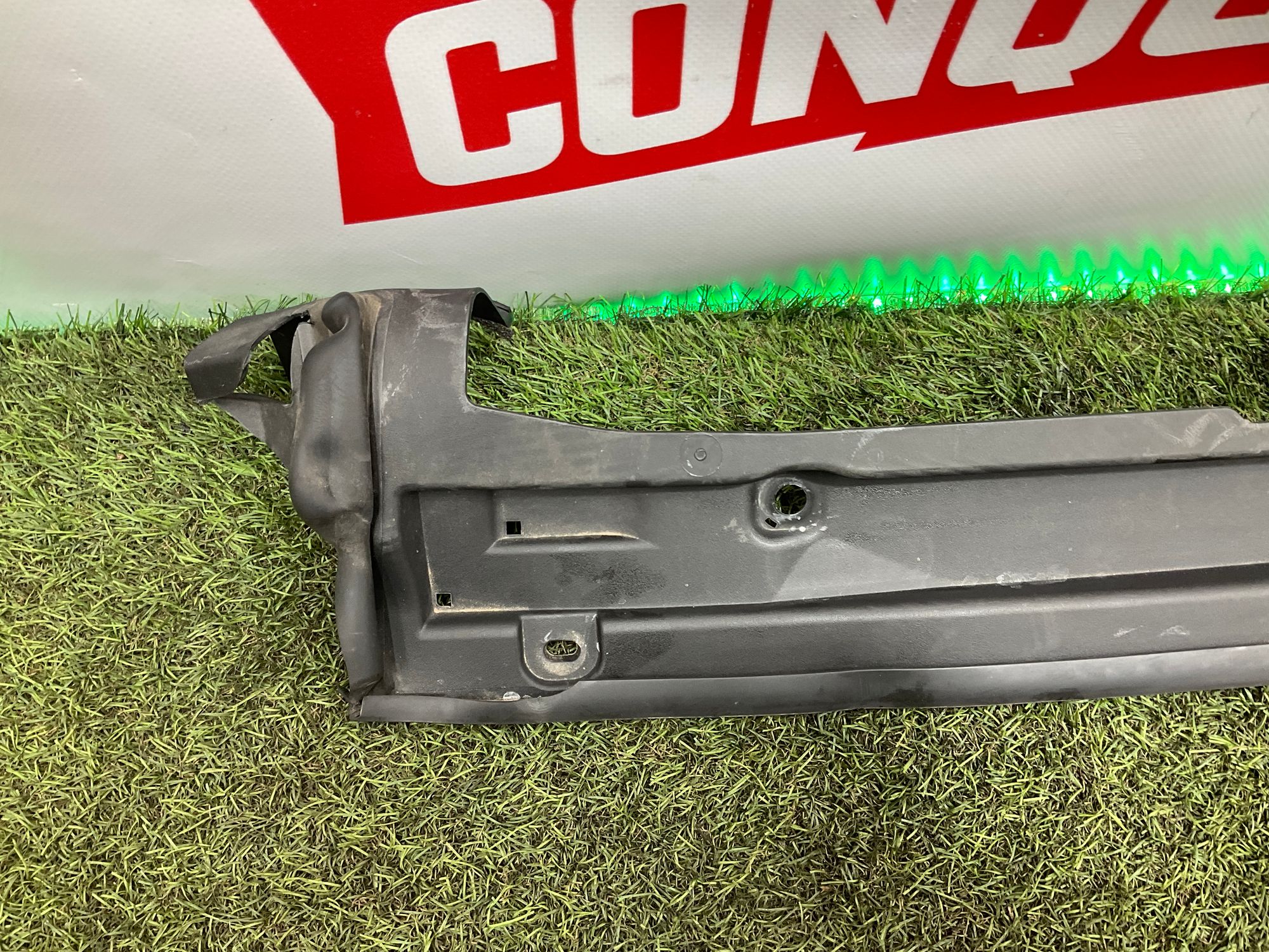 Пластик моторного отсека левый BMW M8 F91/F92/F93 2019, 4000 рублей, Москва