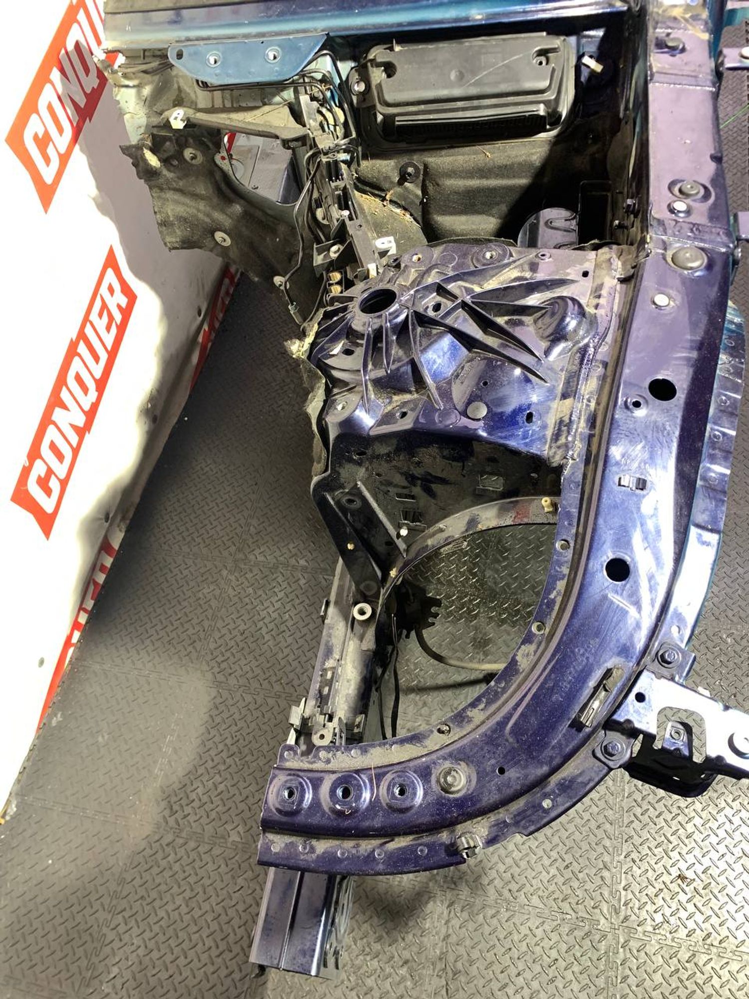 https://ycs.partsauto.market/partsauto-images/thmbs/userImages/h353NjtZg3VDP19b5HMt7LlpbQ93/part/13babbd4-3957-484e-9e1d-3ab340adb4a1_1733316834196.jpg