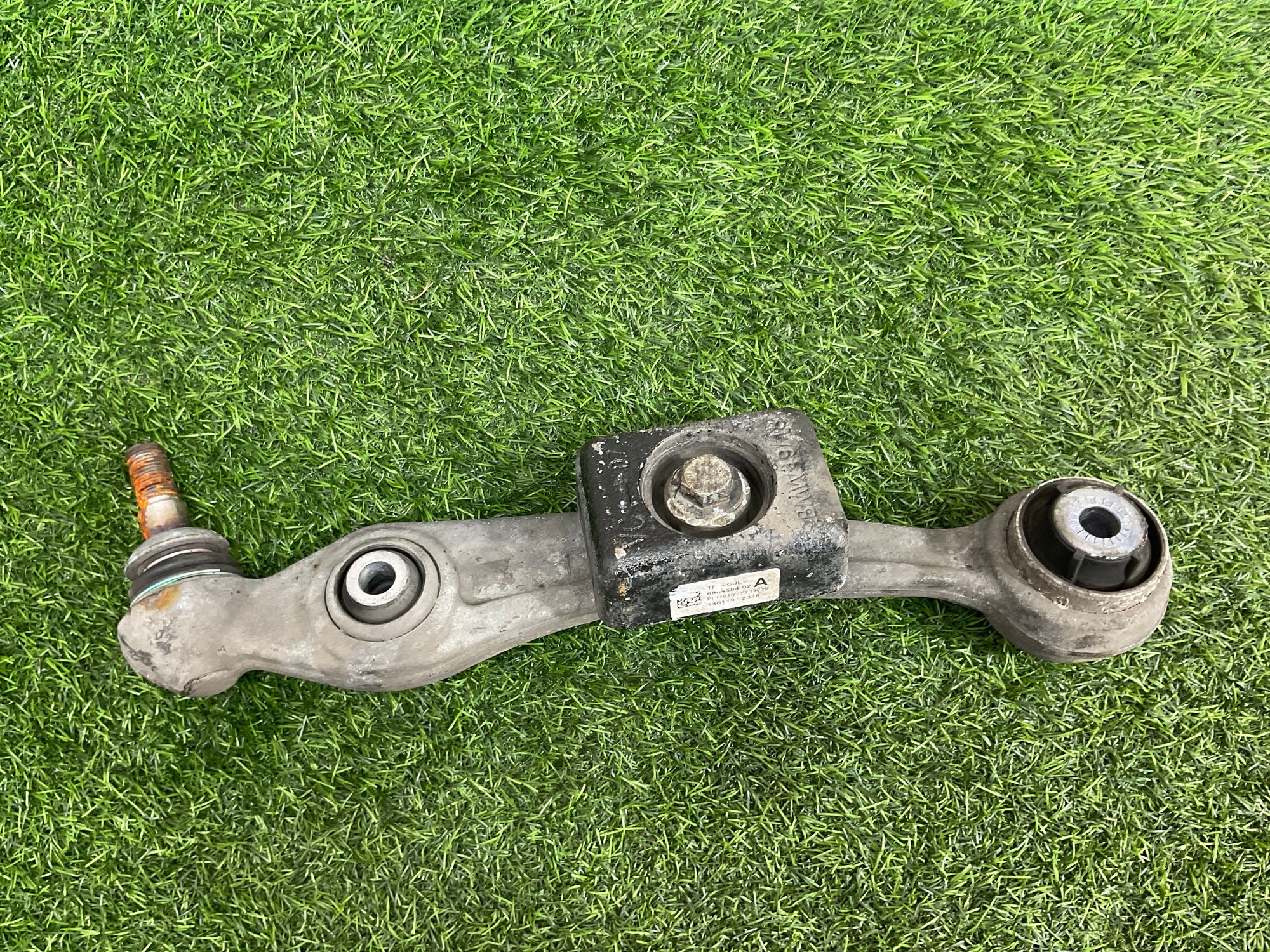 https://ycs.partsauto.market/partsauto-images/thmbs/userImages/h353NjtZg3VDP19b5HMt7LlpbQ93/part/13d47c6d-0138-43d5-ab69-56fa6cb7ee3d_1743843864697.jpg