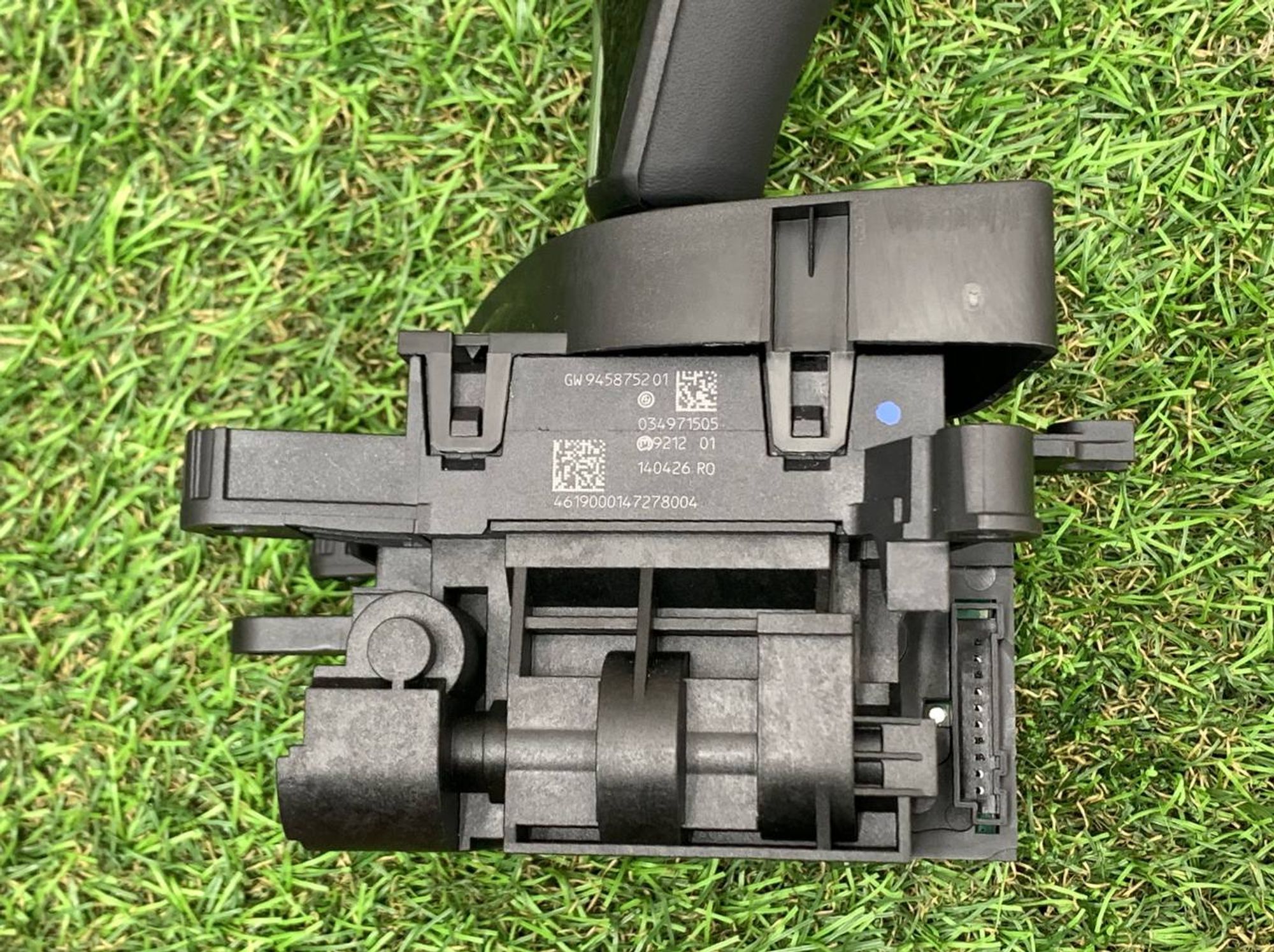 https://ycs.partsauto.market/partsauto-images/thmbs/userImages/h353NjtZg3VDP19b5HMt7LlpbQ93/part/143d63e4-d18f-481d-89fc-a495235e7055_1718099411872.jpg