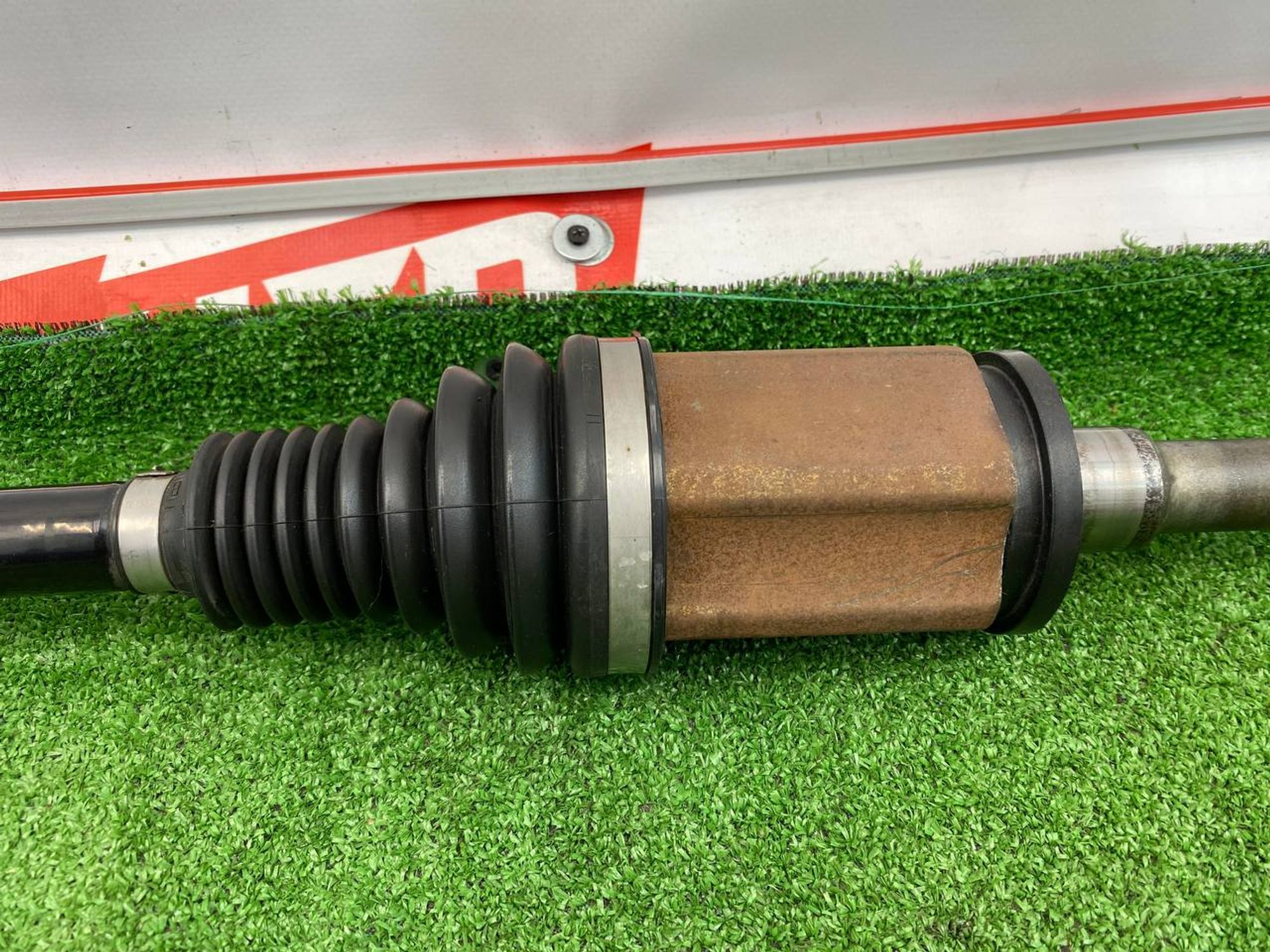 https://ycs.partsauto.market/partsauto-images/thmbs/userImages/h353NjtZg3VDP19b5HMt7LlpbQ93/part/149f9d50-4545-473c-a19e-c9a328621337_1745850529819.jpg