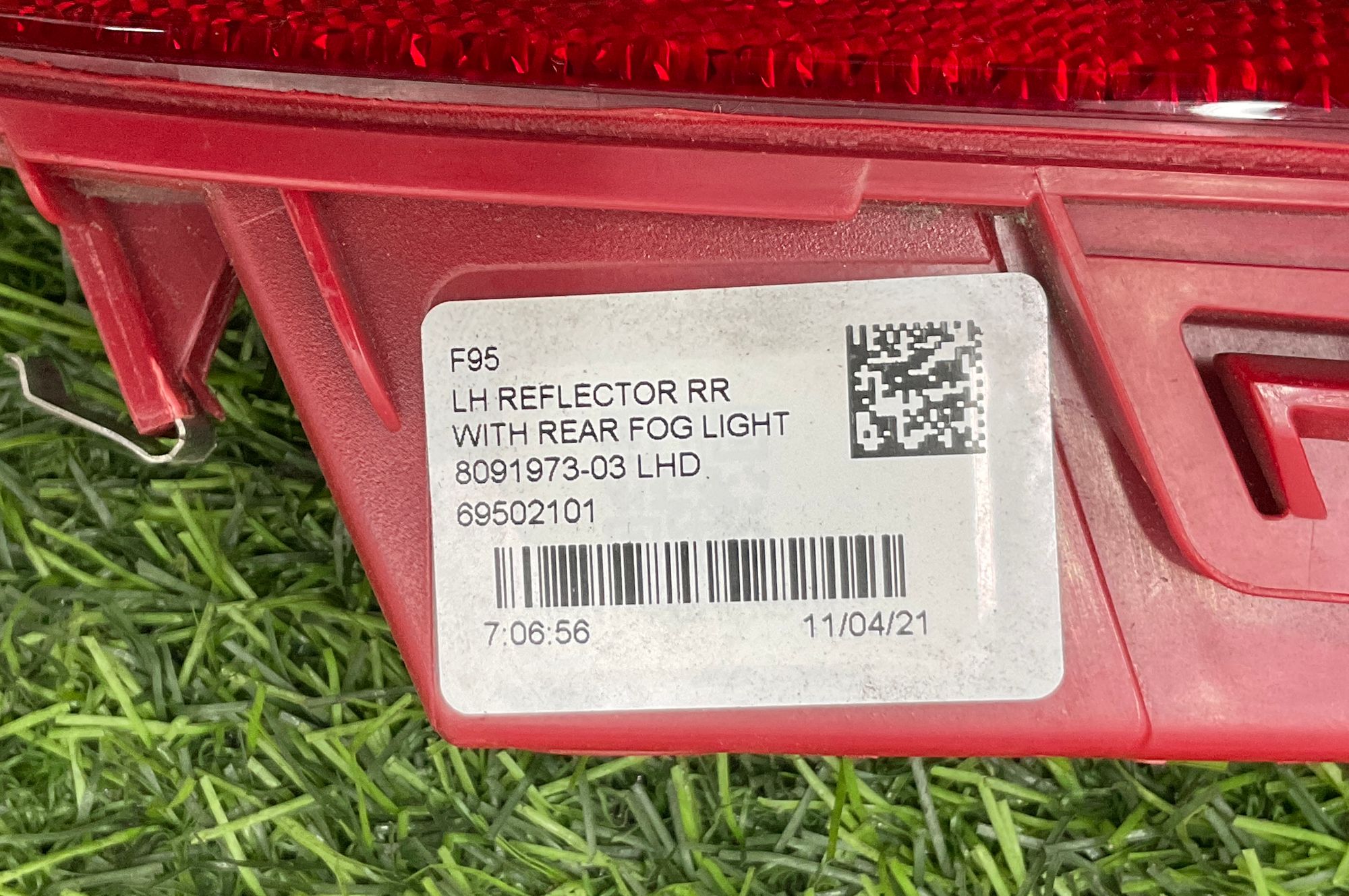 https://ycs.partsauto.market/partsauto-images/thmbs/userImages/h353NjtZg3VDP19b5HMt7LlpbQ93/part/14c89a1f-7714-4a4d-a52a-12ff164cf524_1734342817658.jpg