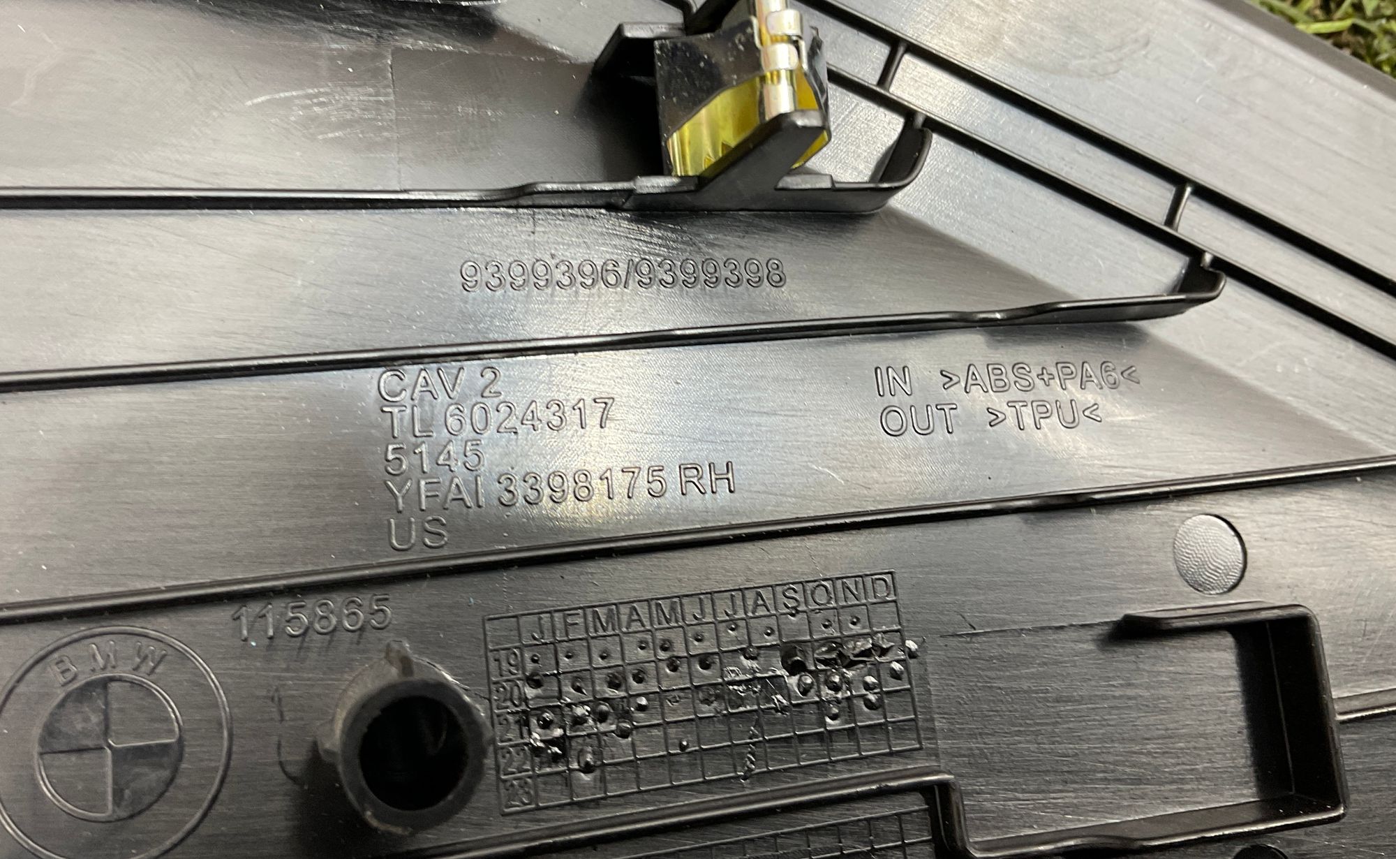 Накладка торпедо правая BMW X5, G05 рестайлинг 2022, 1000 рублей, Москва