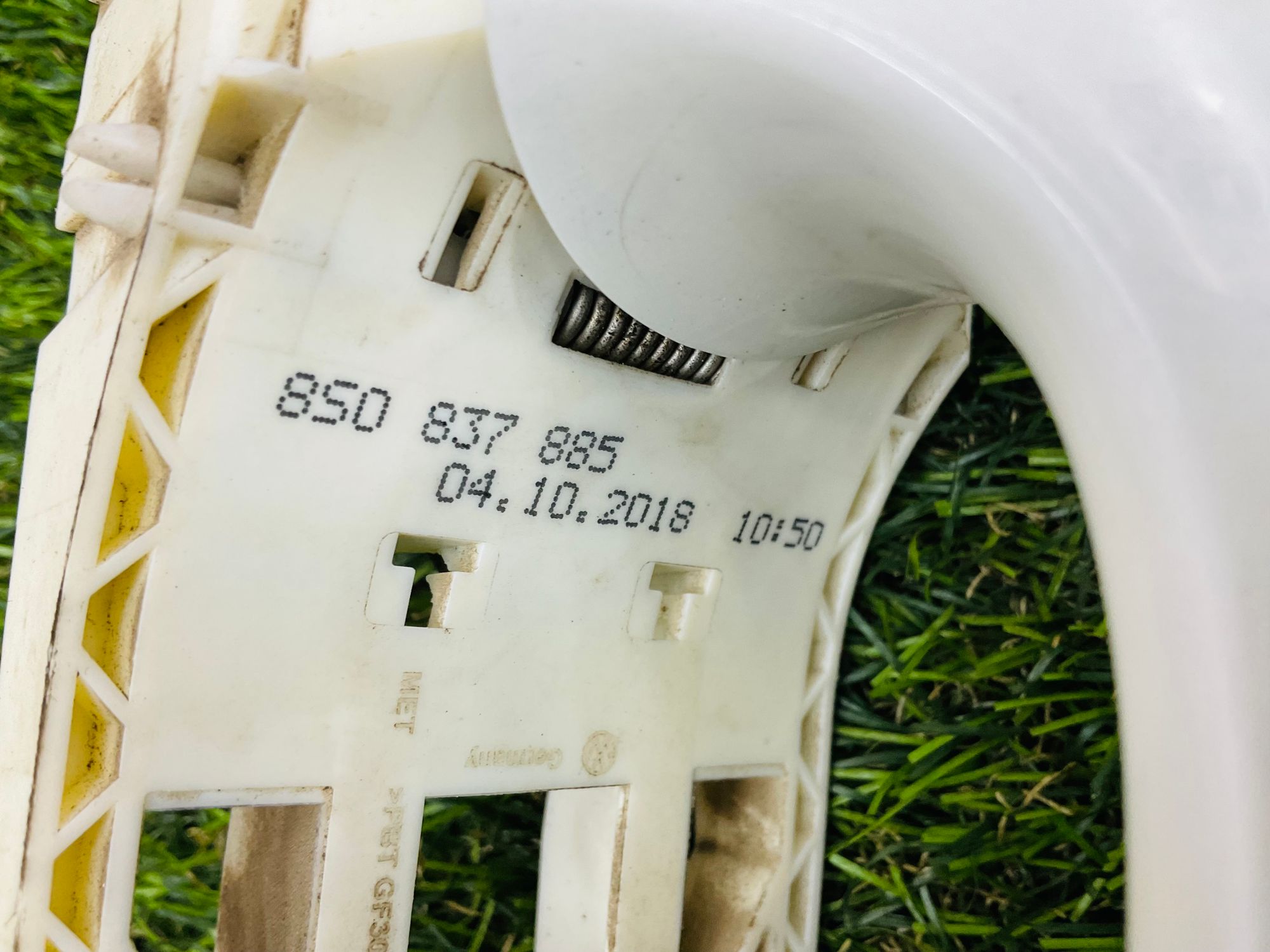 https://ycs.partsauto.market/partsauto-images/thmbs/userImages/h353NjtZg3VDP19b5HMt7LlpbQ93/part/14f462ed-55df-42fa-b4b0-0cca5803ffbc_1786366726649.jpg