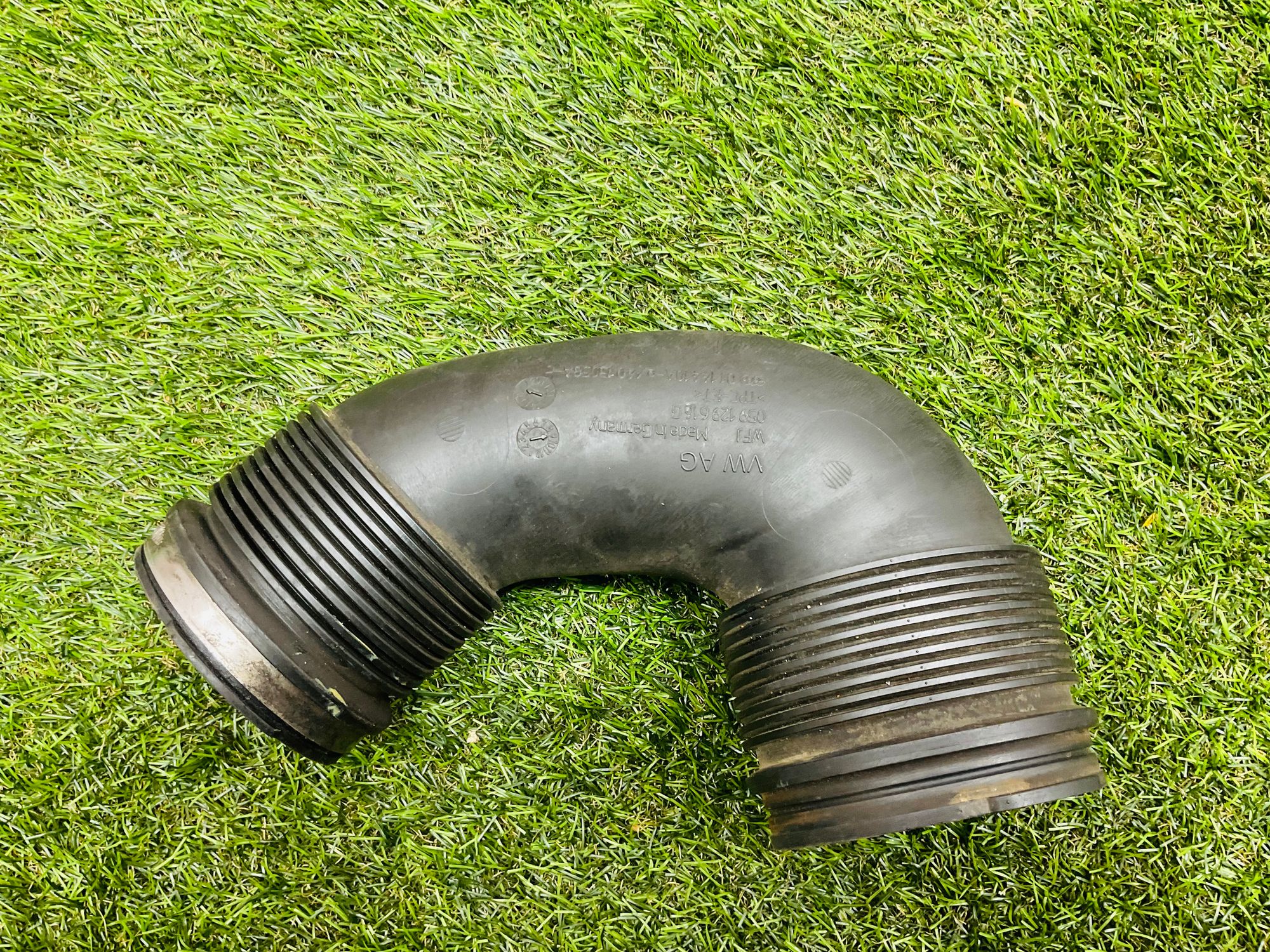 https://ycs.partsauto.market/partsauto-images/thmbs/userImages/h353NjtZg3VDP19b5HMt7LlpbQ93/part/14ff2c9a-a97d-4d49-8299-0e845b346e6f_1786023097915.jpg
