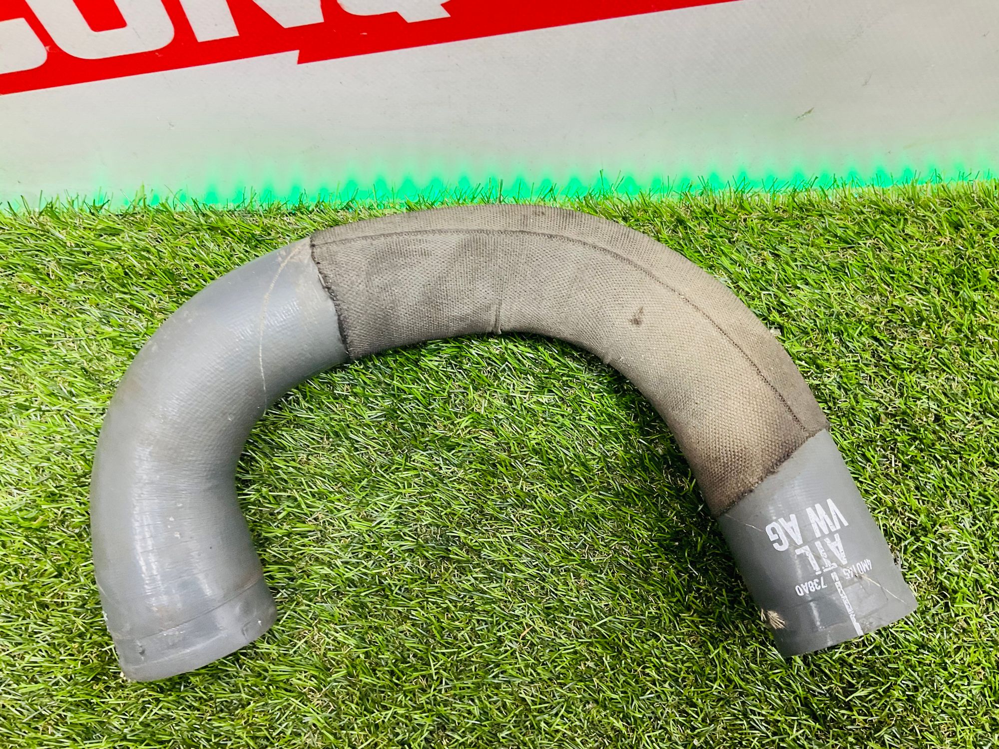 https://ycs.partsauto.market/partsauto-images/thmbs/userImages/h353NjtZg3VDP19b5HMt7LlpbQ93/part/15e4b748-16a5-4dc0-a98e-d5429e5020e8_1786023053806.jpg