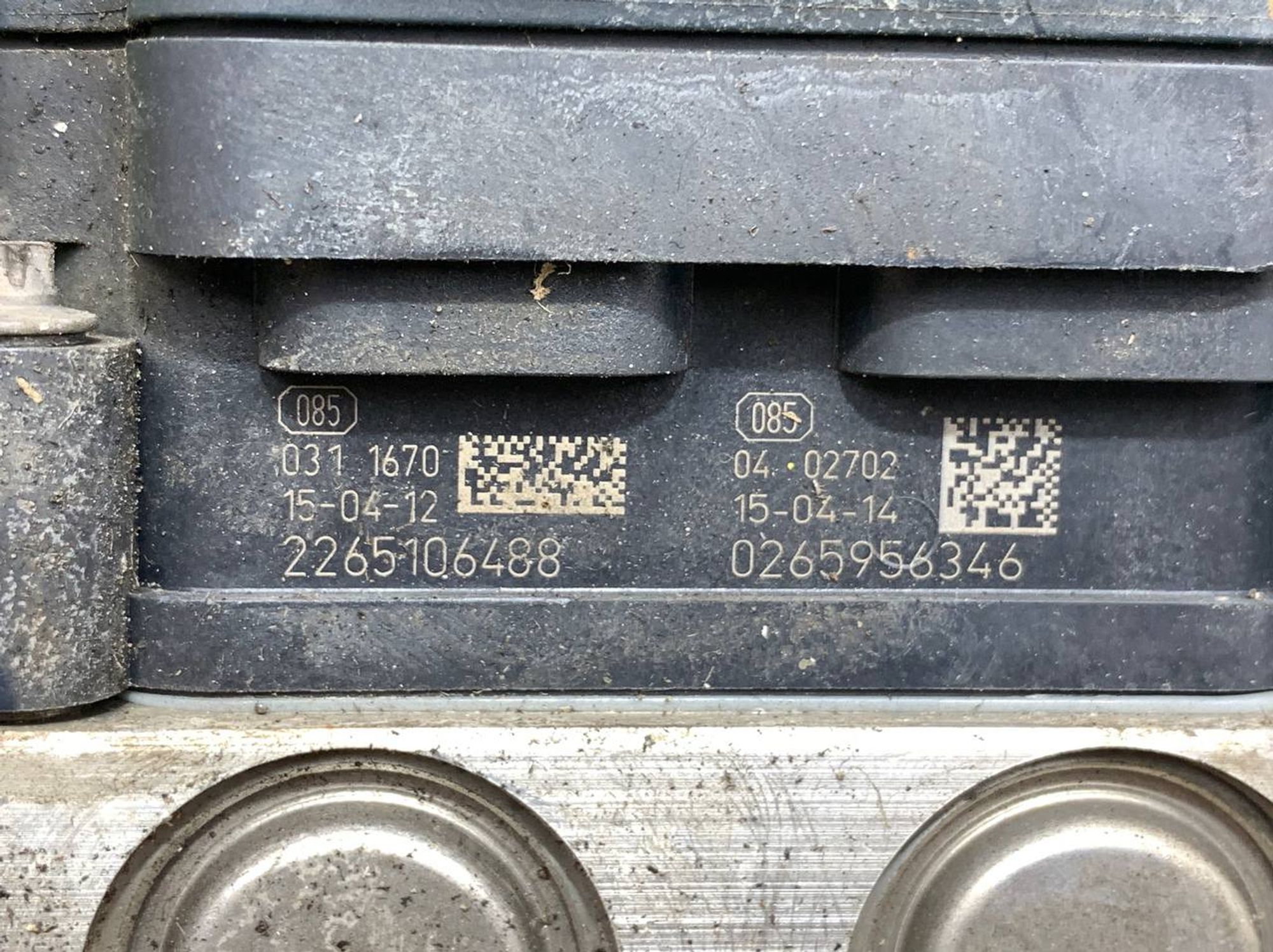 https://ycs.partsauto.market/partsauto-images/thmbs/userImages/h353NjtZg3VDP19b5HMt7LlpbQ93/part/165c10f0-8970-4b8e-8ea7-9baf6669125c_1720689855069.jpg