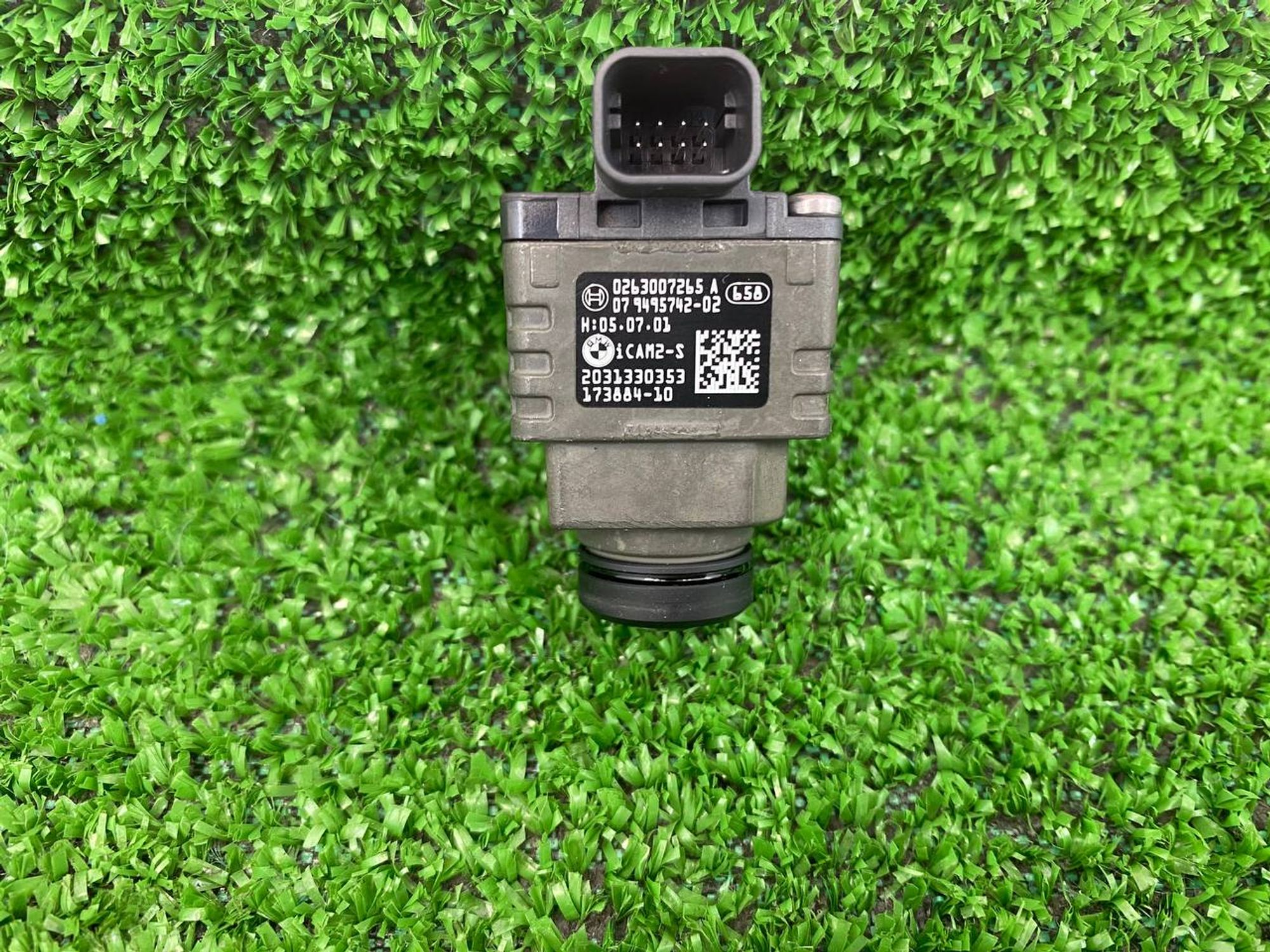 https://ycs.partsauto.market/partsauto-images/thmbs/userImages/h353NjtZg3VDP19b5HMt7LlpbQ93/part/165c2610-b0af-46bf-9b3f-27db25d870e4_1745574881730.jpg