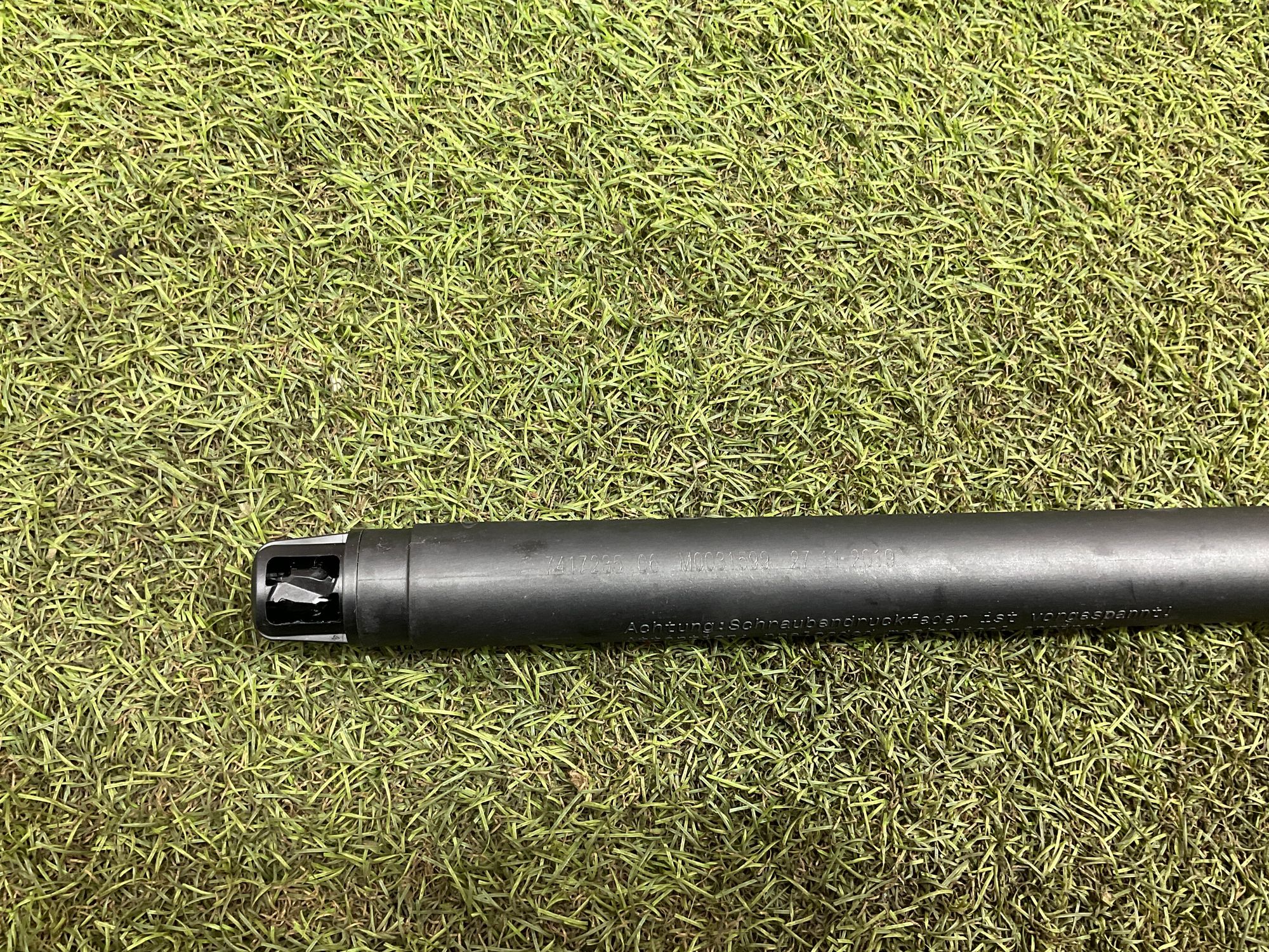 Амортизатор крышки багажника BMW M8 F92 2019, 6000 рублей, Москва