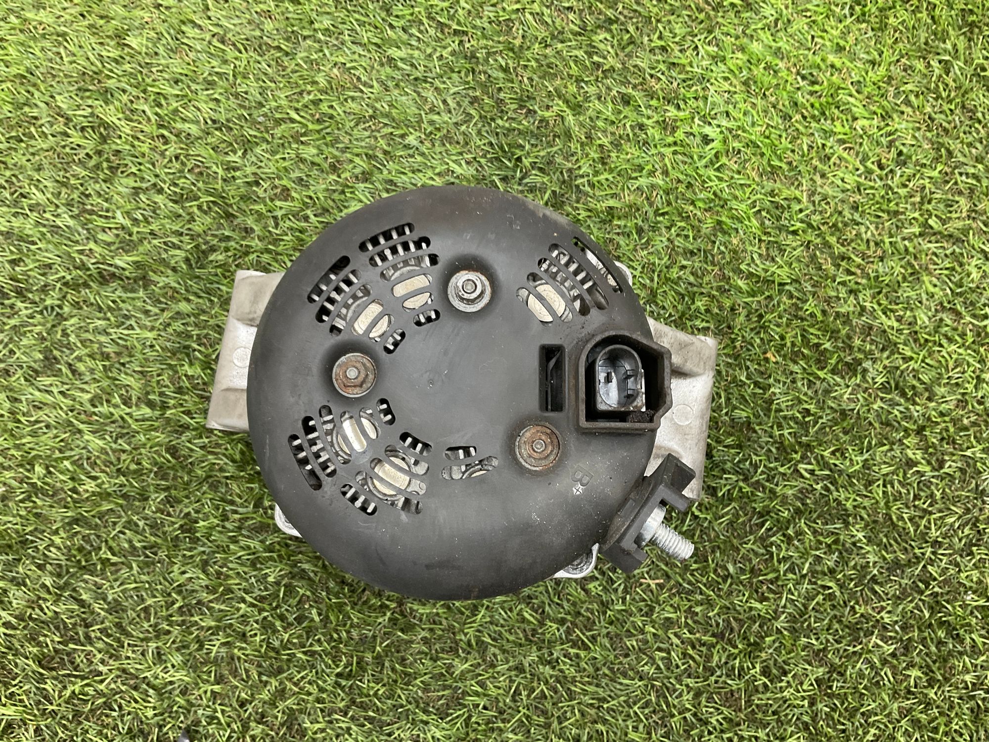 Генератор BMW 5 серия, F10/F11/F07 N55, 7000 рублей, Москва