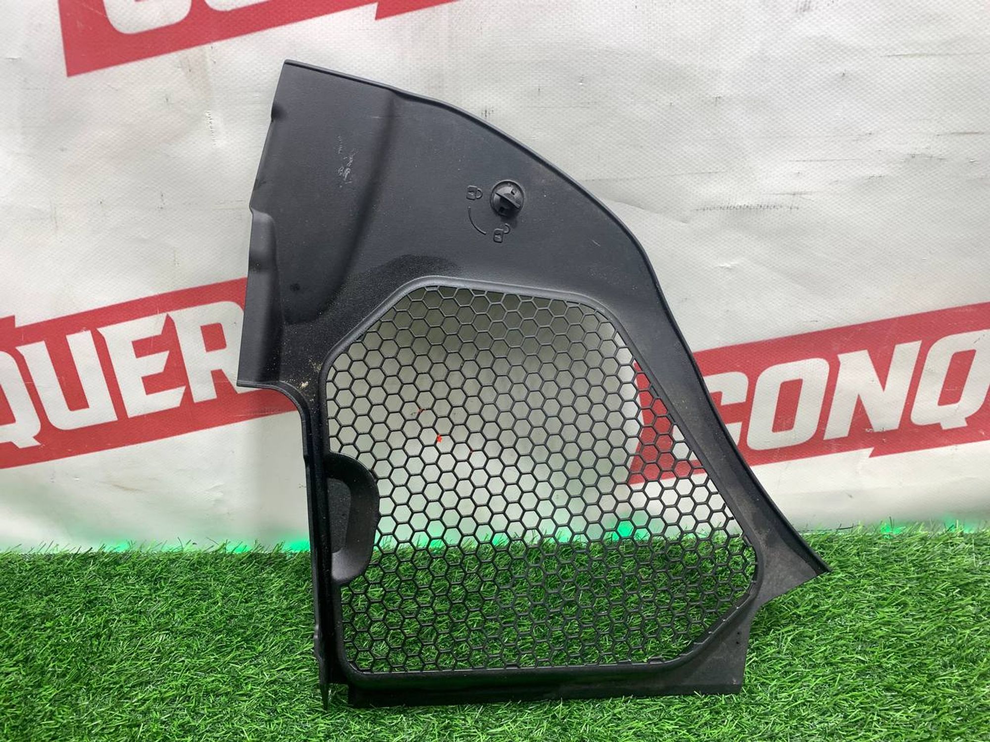 https://ycs.partsauto.market/partsauto-images/thmbs/userImages/h353NjtZg3VDP19b5HMt7LlpbQ93/part/1792477c-919a-4235-92c3-8a014099c085_1733410088585.jpg