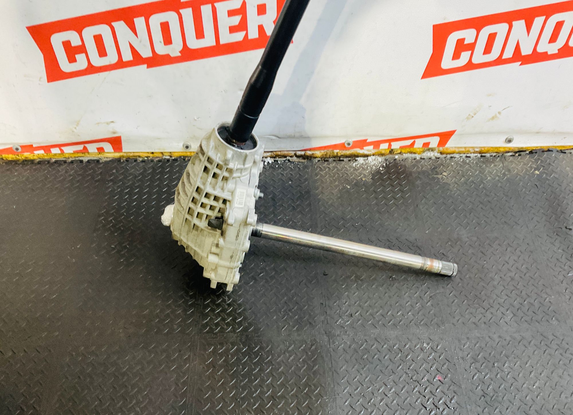 Редуктор переднего моста Bentley Continental GT CVD, 250000 рублей, Москва