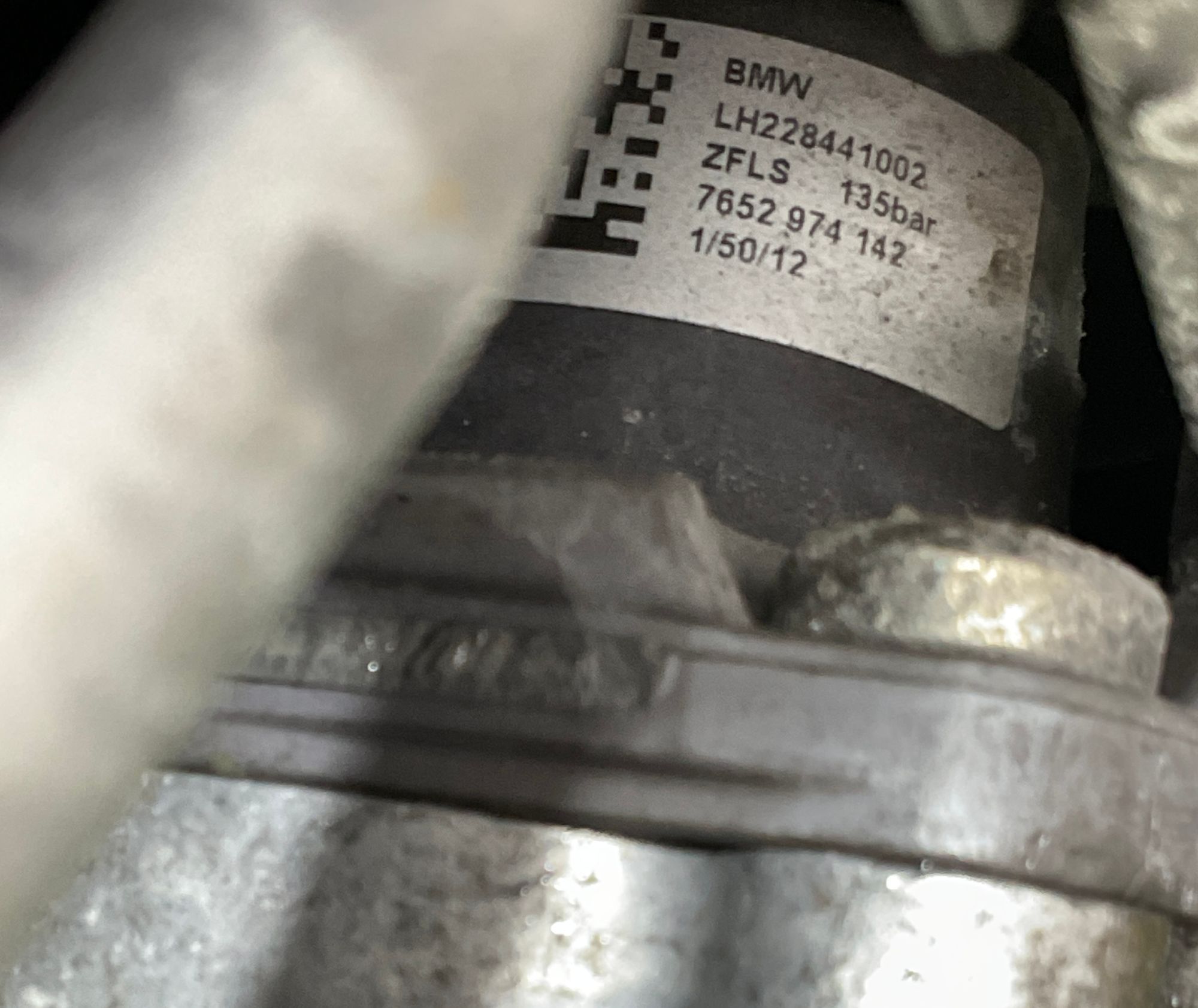 https://ycs.partsauto.market/partsauto-images/thmbs/userImages/h353NjtZg3VDP19b5HMt7LlpbQ93/part/18044e08-6de0-49a8-b690-28d91bdc3c61_1736322898318.jpg