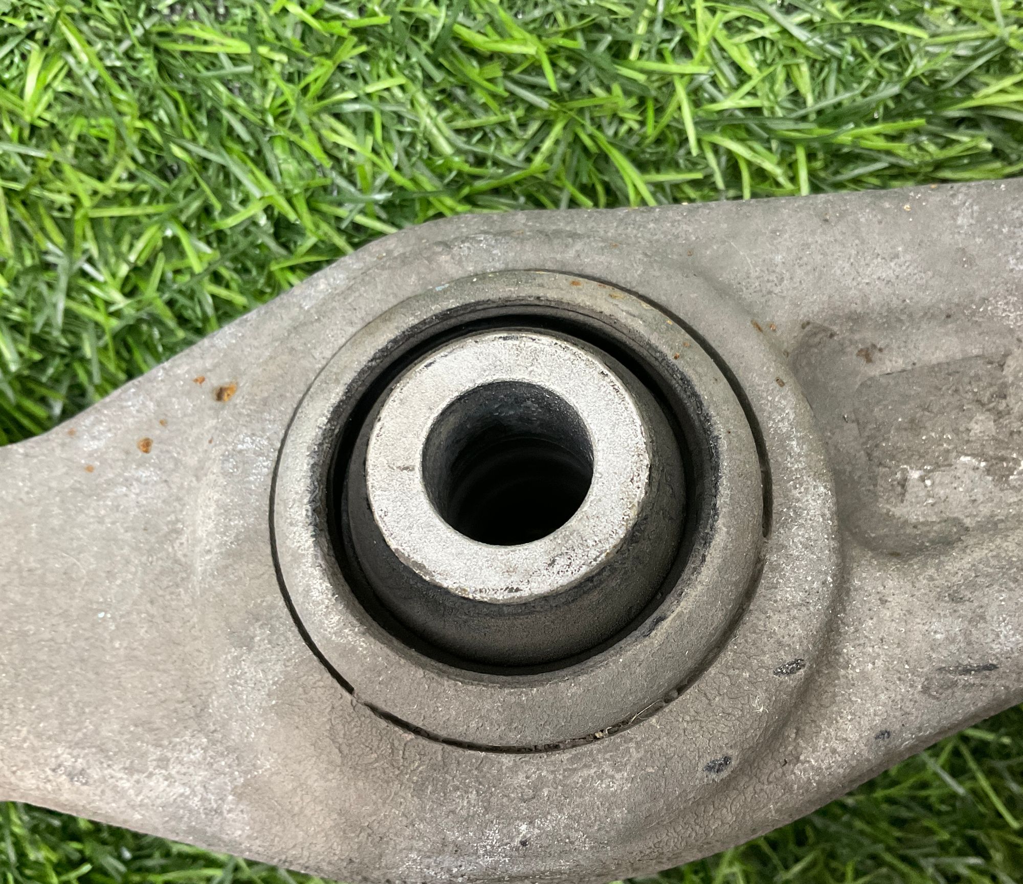 https://ycs.partsauto.market/partsauto-images/thmbs/userImages/h353NjtZg3VDP19b5HMt7LlpbQ93/part/180862be-c457-4d92-a830-016b5d39cb23_1743843861327.jpg