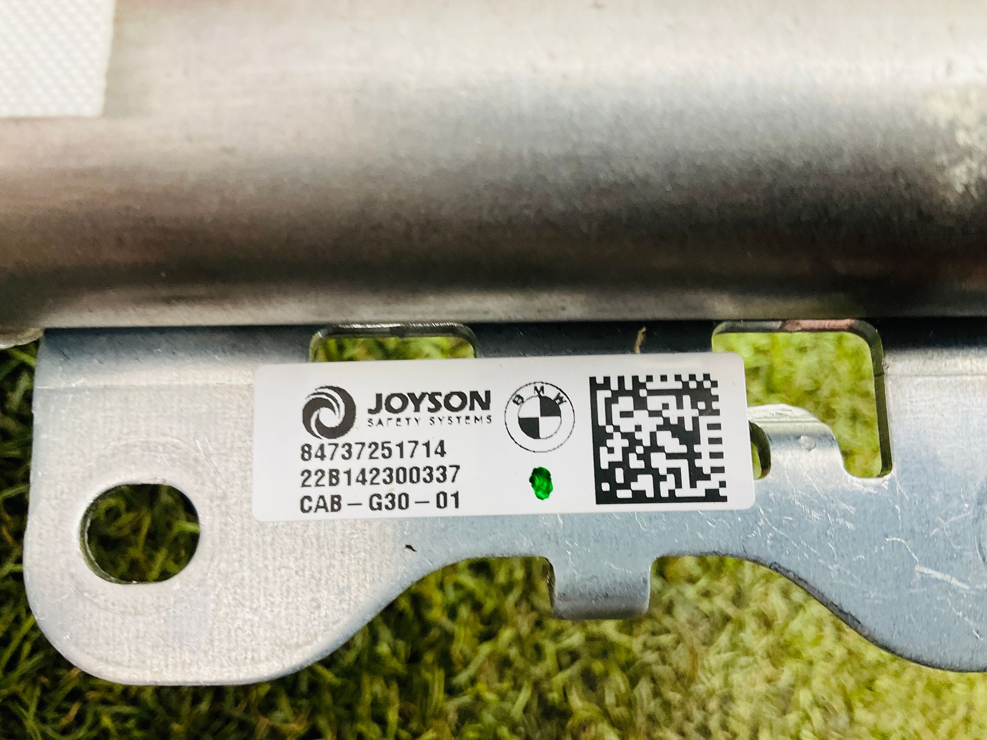 https://ycs.partsauto.market/partsauto-images/thmbs/userImages/h353NjtZg3VDP19b5HMt7LlpbQ93/part/181408fb-10cb-4085-94eb-a055975e14b9_1779280471342.jpg
