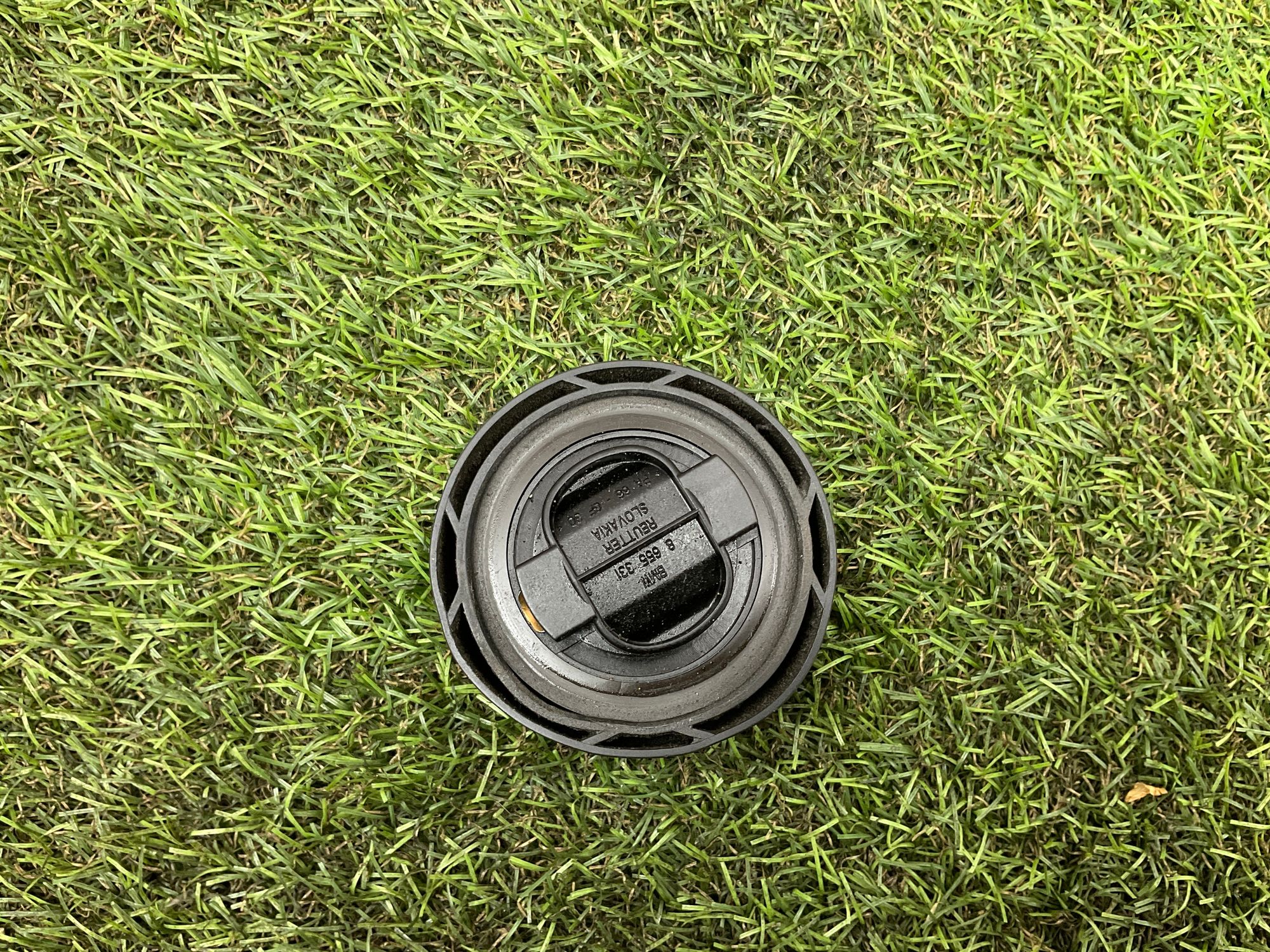 Маслоналивная крышка BMW 5 серия, F10/F11/F07 рестайлинг, 500 рублей, Москва