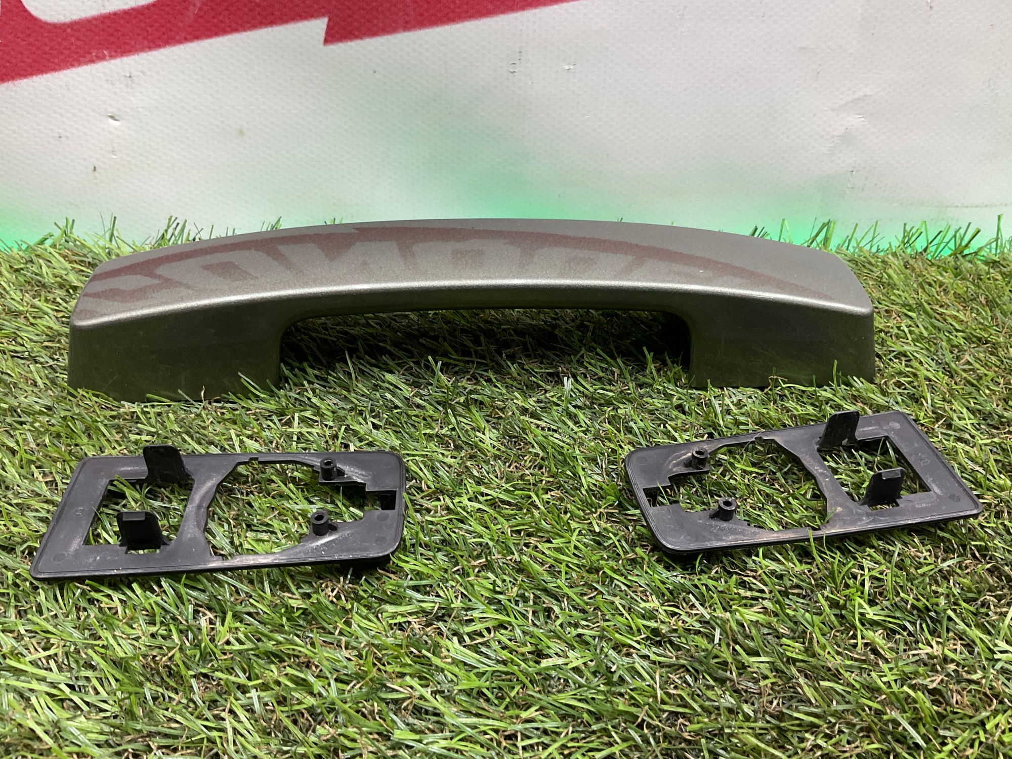 Ручка крышки багажника Land Rover Defender II 2022, 8000 рублей, Москва