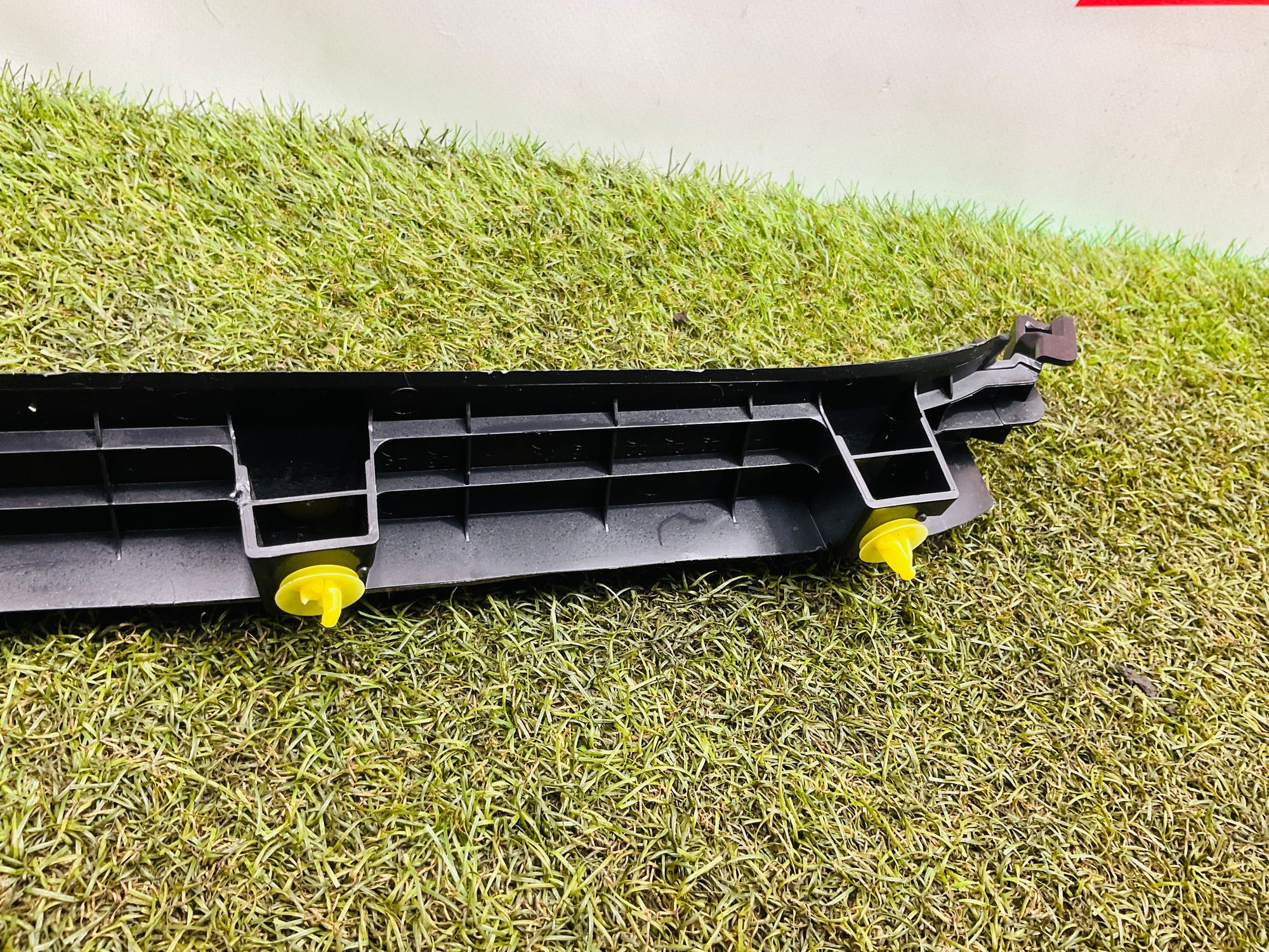 https://ycs.partsauto.market/partsauto-images/thmbs/userImages/h353NjtZg3VDP19b5HMt7LlpbQ93/part/181ef245-0ba4-4e05-82e2-6ce397fd7fb2_1779804791554.jpg