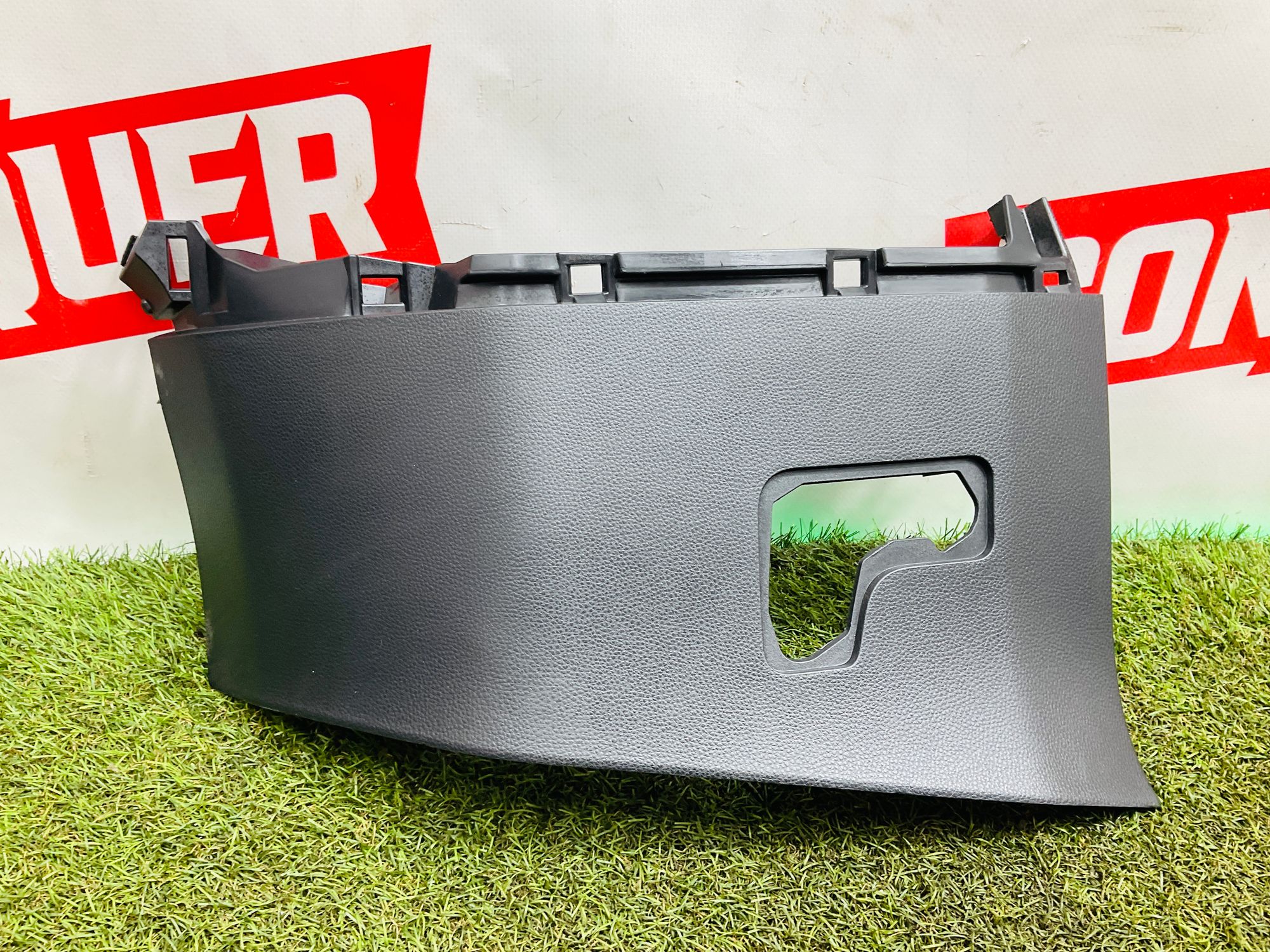 https://ycs.partsauto.market/partsauto-images/thmbs/userImages/h353NjtZg3VDP19b5HMt7LlpbQ93/part/18228480-5442-4f23-a4b9-e5ad83893364_1780054103876.jpg