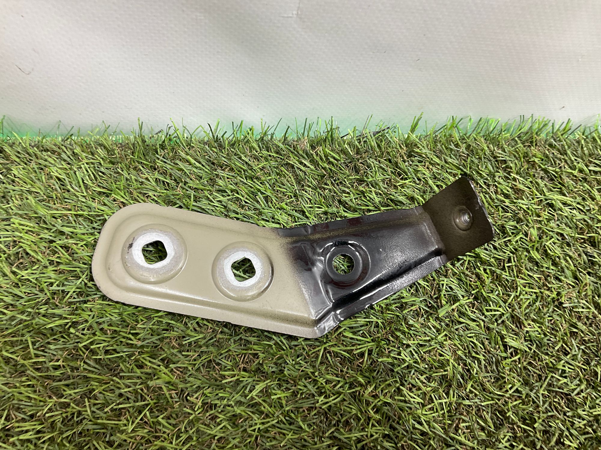 Кронштейн крыла передний левый BMW 3 серия, G20, 1500 рублей, Москва