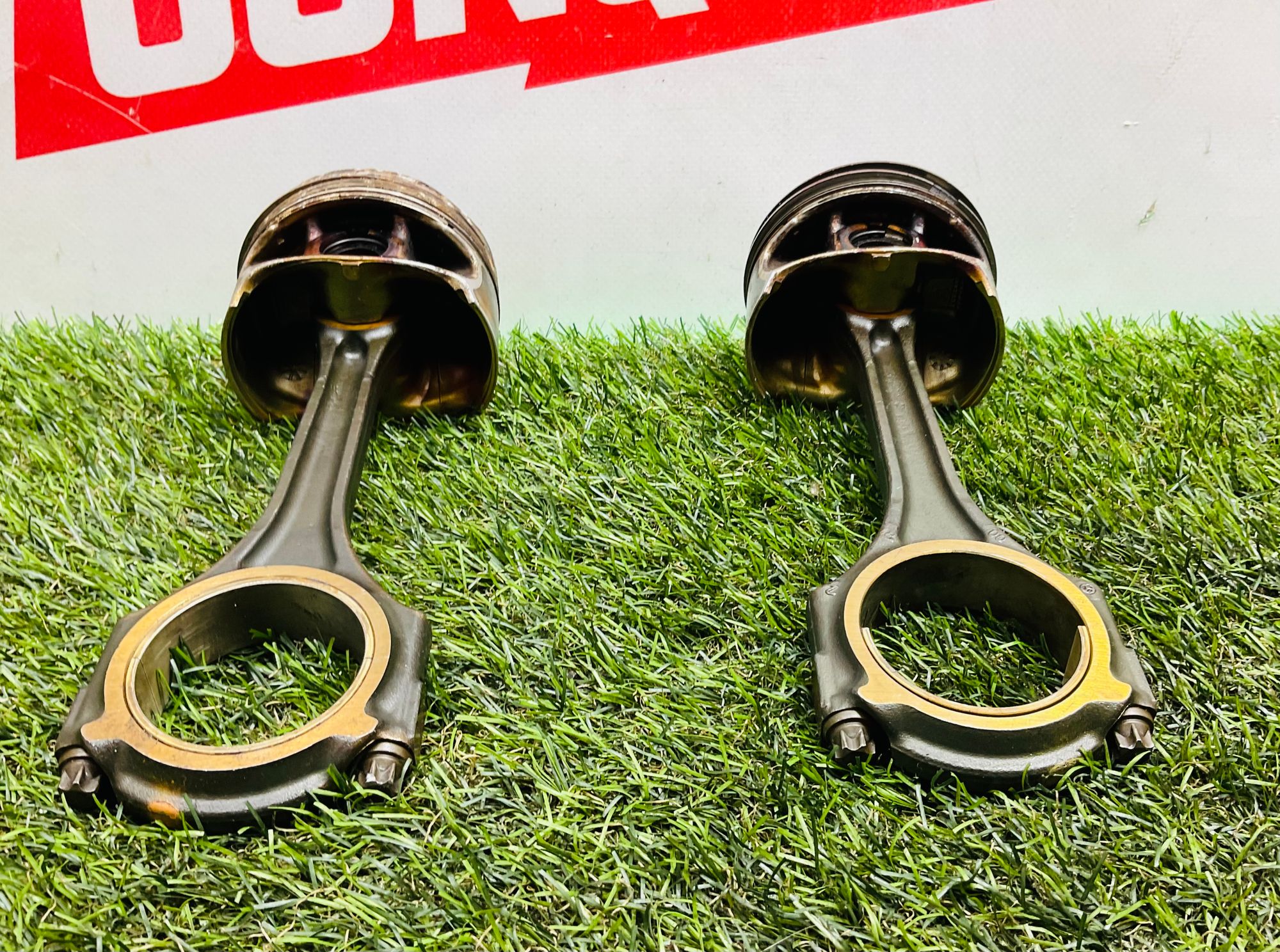 Поршень с шатуном 274910 Mercedes-Benz C-Класс W205/S205/C205/A205 (2014—2018) 2018, 10000 рублей, Москва
