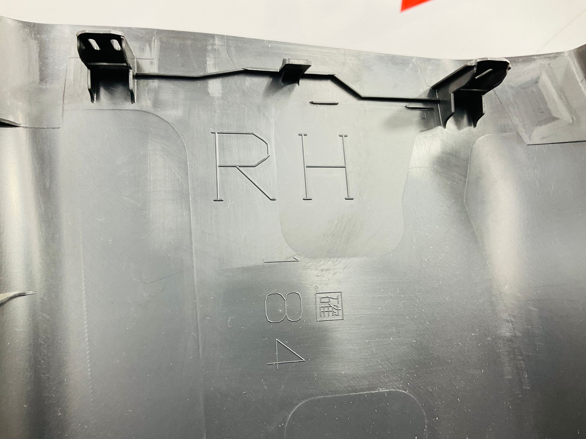 https://ycs.partsauto.market/partsauto-images/thmbs/userImages/h353NjtZg3VDP19b5HMt7LlpbQ93/part/1864ded5-9eed-4e0b-8bd1-b48a6ab33b4b_1780054761982.jpg