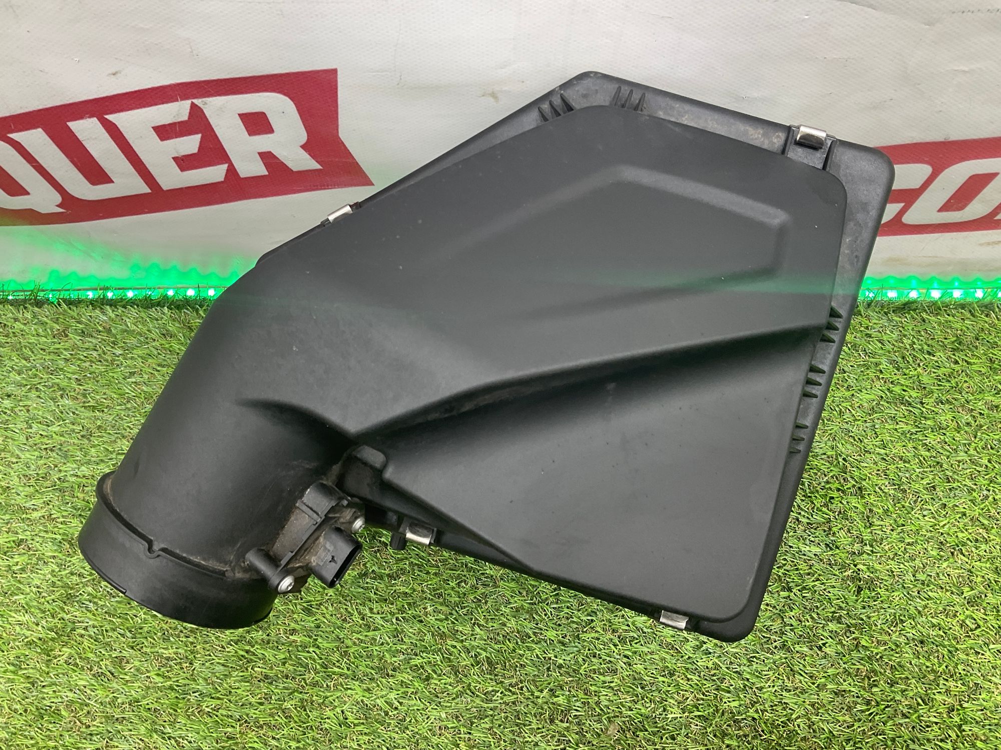https://ycs.partsauto.market/partsauto-images/thmbs/userImages/h353NjtZg3VDP19b5HMt7LlpbQ93/part/1947f51d-b5fb-410e-98d4-760f037e4f72_1747233484106.jpg