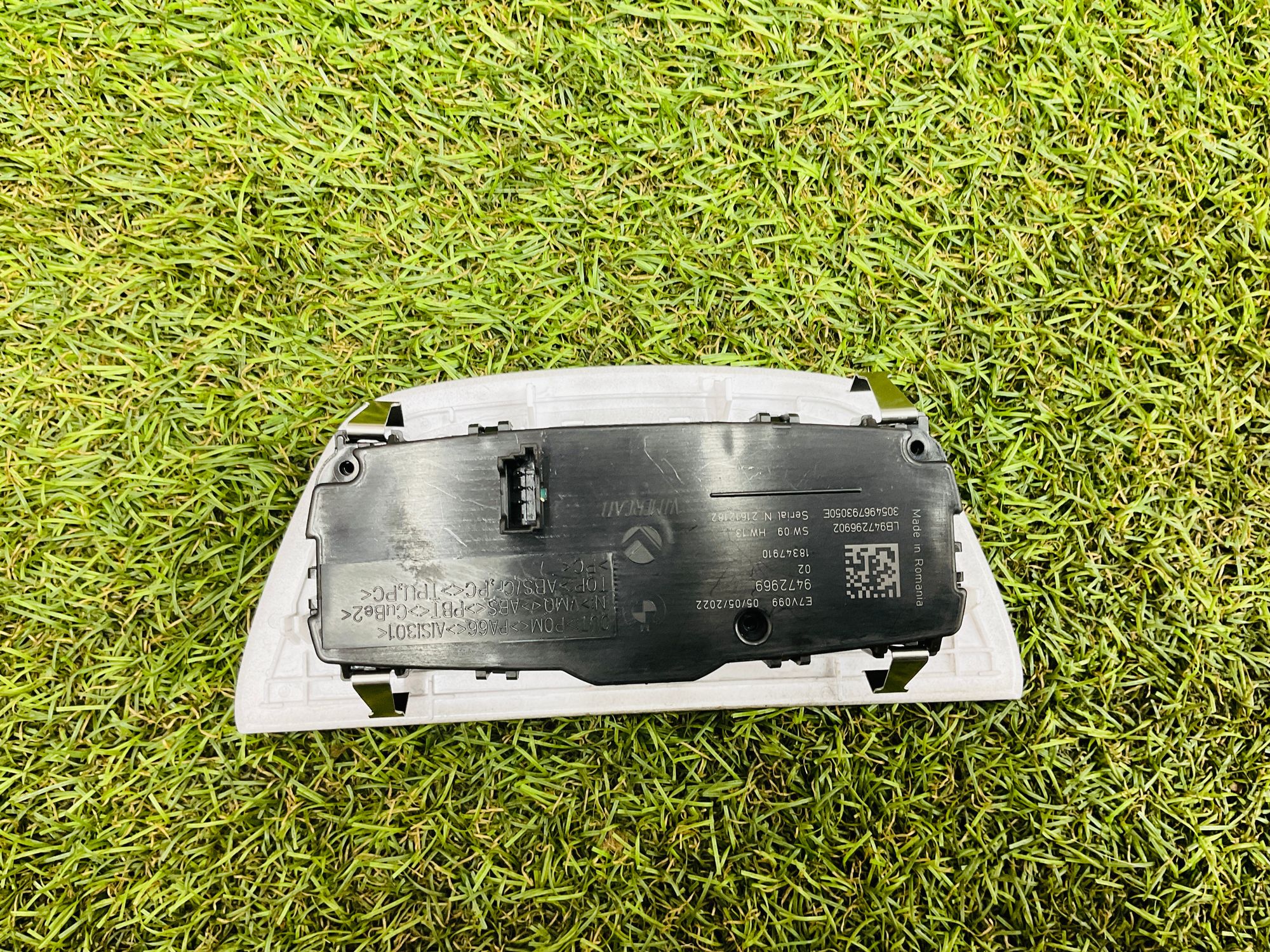 https://ycs.partsauto.market/partsauto-images/thmbs/userImages/h353NjtZg3VDP19b5HMt7LlpbQ93/part/1954c7f3-603d-4582-a8c2-97e86ca00383_1779195051925.jpg