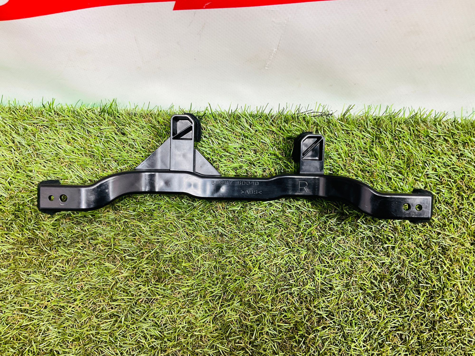 https://ycs.partsauto.market/partsauto-images/thmbs/userImages/h353NjtZg3VDP19b5HMt7LlpbQ93/part/196fb129-6c17-469f-9c20-270f5bac90be_1779807823501.jpg