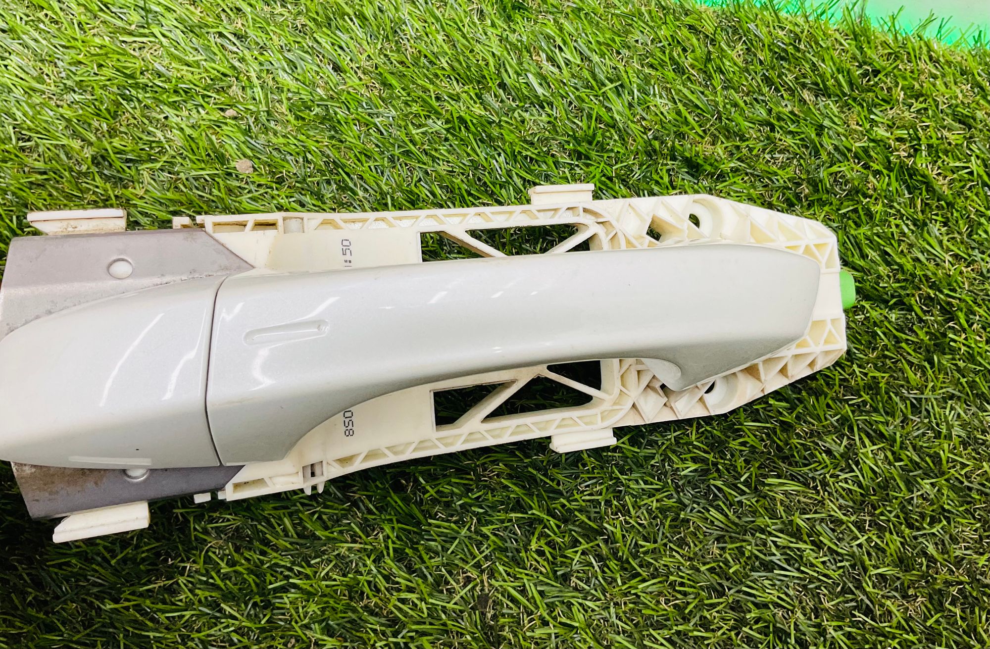 https://ycs.partsauto.market/partsauto-images/thmbs/userImages/h353NjtZg3VDP19b5HMt7LlpbQ93/part/19702b02-6940-4764-bdac-c4c0336e3606_1786366727020.jpg