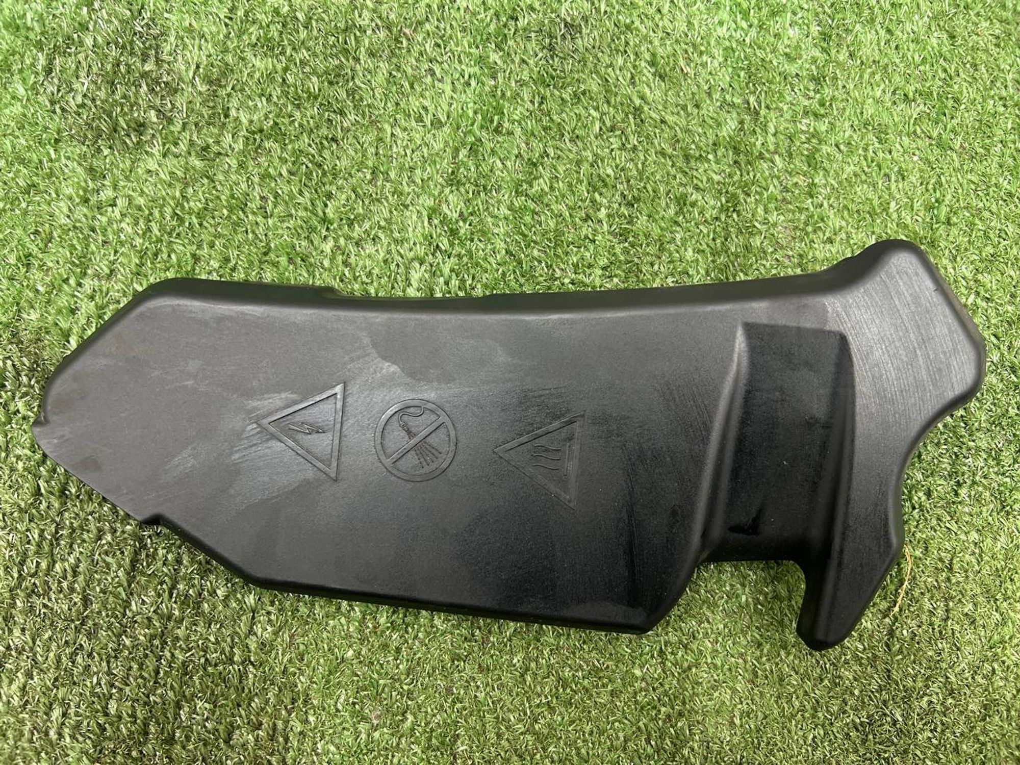 https://ycs.partsauto.market/partsauto-images/thmbs/userImages/h353NjtZg3VDP19b5HMt7LlpbQ93/part/1991cf11-a50c-4915-99ba-695aa2ef4361_1730877840986.jpg