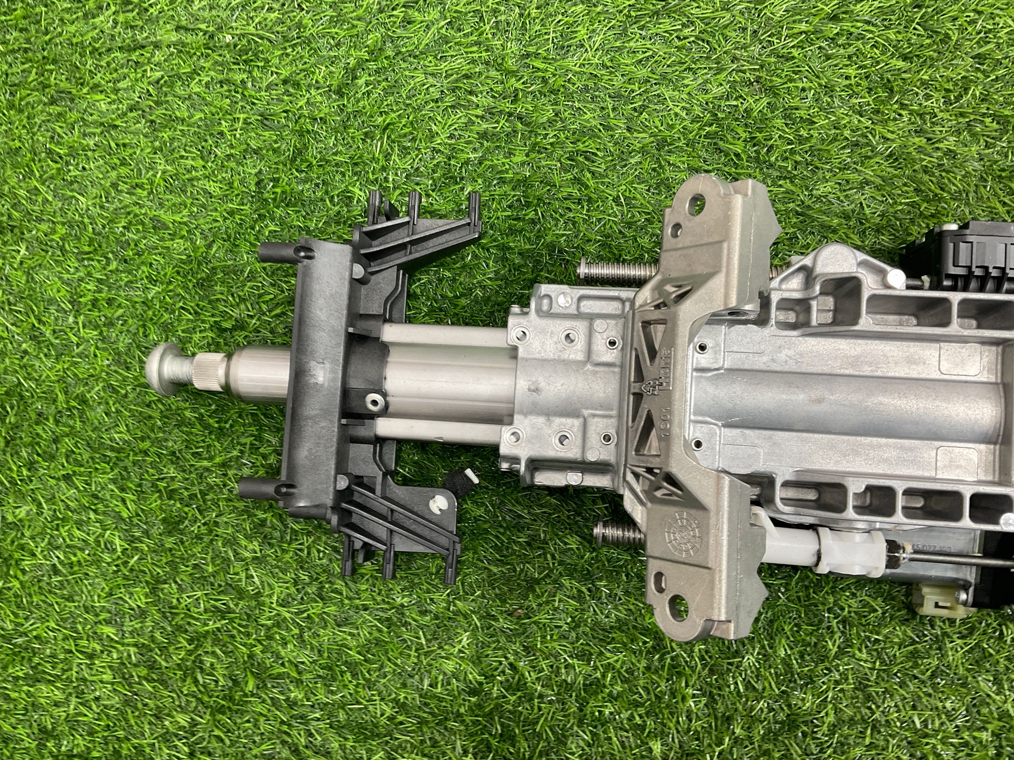 https://ycs.partsauto.market/partsauto-images/thmbs/userImages/h353NjtZg3VDP19b5HMt7LlpbQ93/part/19b68ea7-f9ae-4ac6-b13e-fc941f961021_1740040290709.jpg