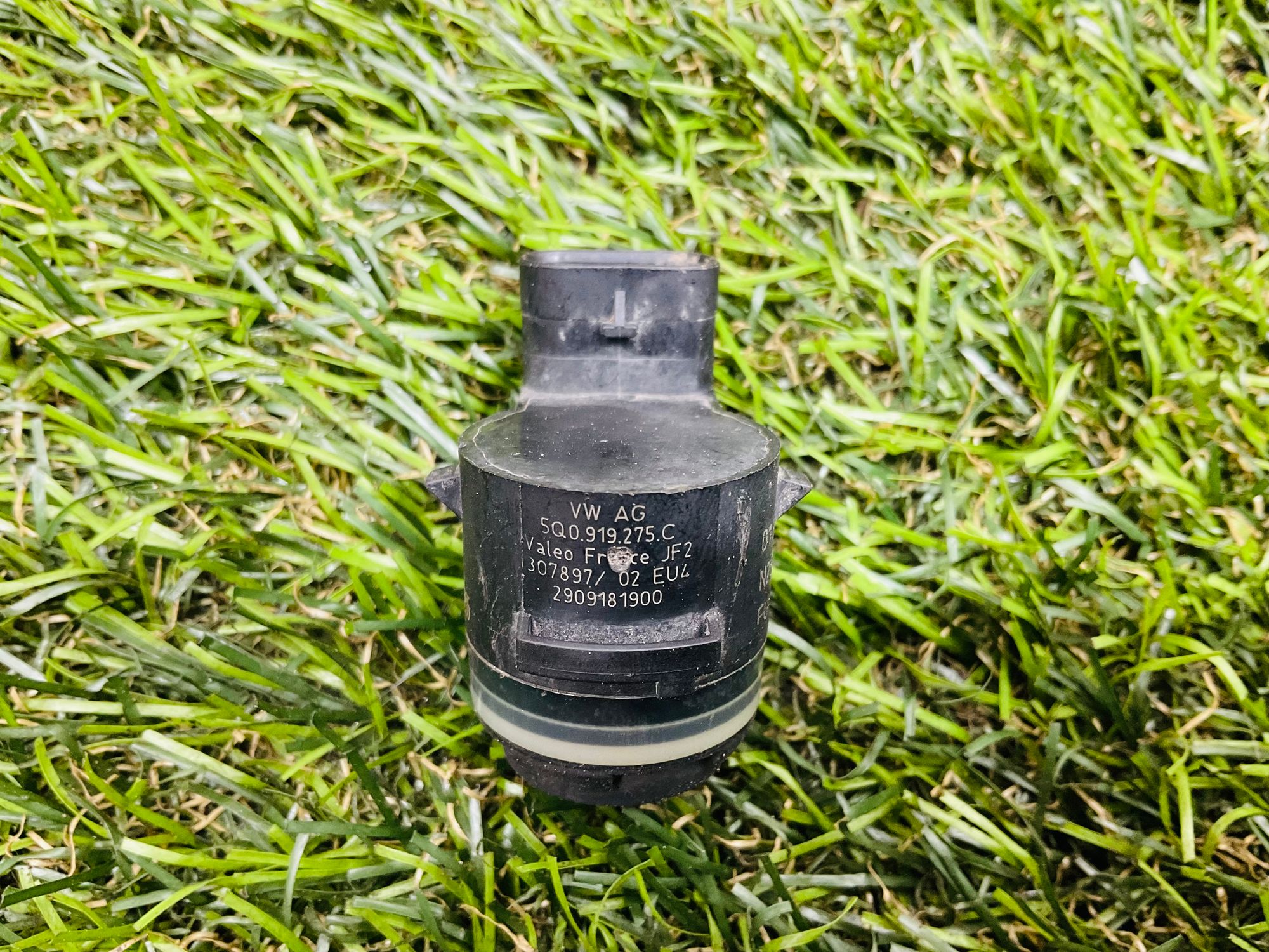 https://ycs.partsauto.market/partsauto-images/thmbs/userImages/h353NjtZg3VDP19b5HMt7LlpbQ93/part/19d168e5-7667-4aa4-9d89-65dc3055411b_1787323489175.jpg