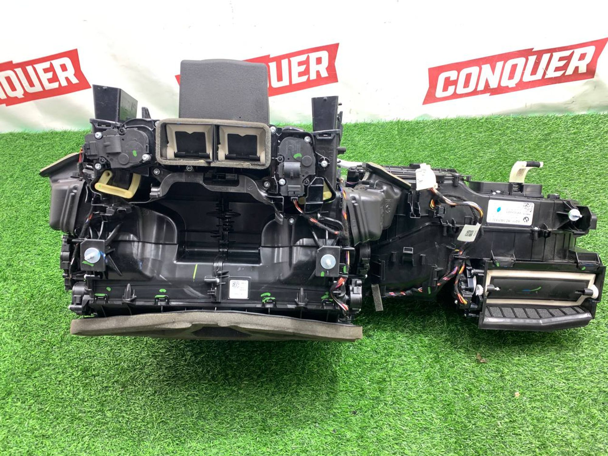 https://ycs.partsauto.market/partsauto-images/thmbs/userImages/h353NjtZg3VDP19b5HMt7LlpbQ93/part/19e70cce-e428-489f-b7a6-63a344888c8f_1732809356634.jpg
