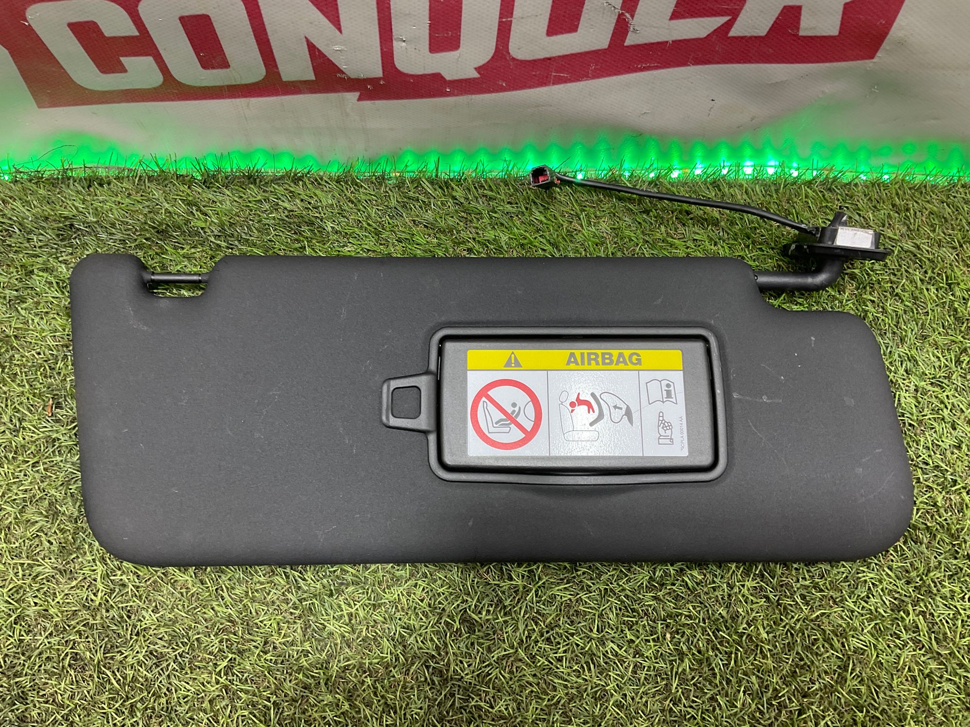 Козырек солнцезащитный правый Land Rover Defender II L663 2022, 4500 рублей, Москва