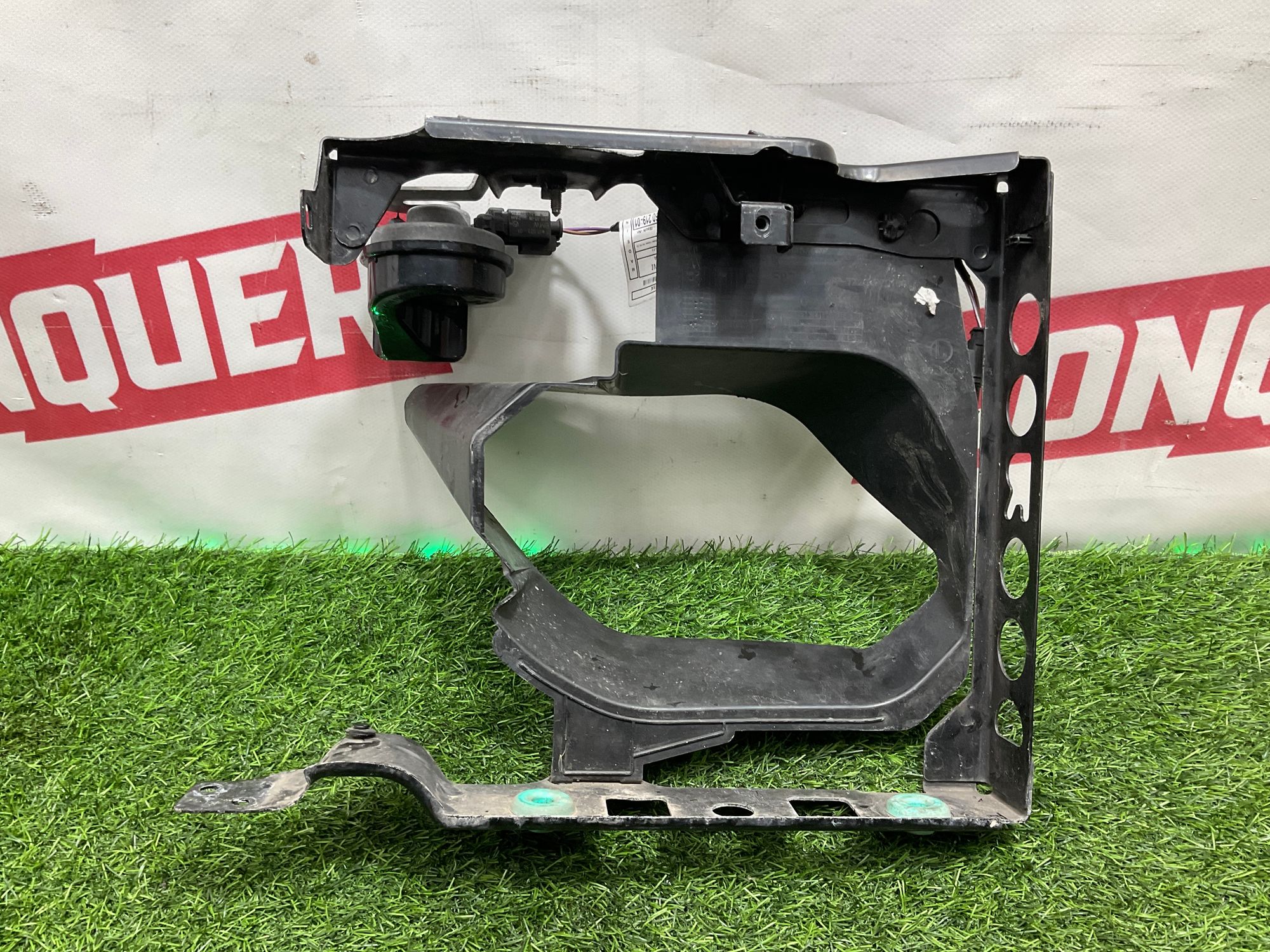 https://ycs.partsauto.market/partsauto-images/thmbs/userImages/h353NjtZg3VDP19b5HMt7LlpbQ93/part/1ab4e261-c1f5-49ce-8766-15afaa5462ae_1736338911598.jpg