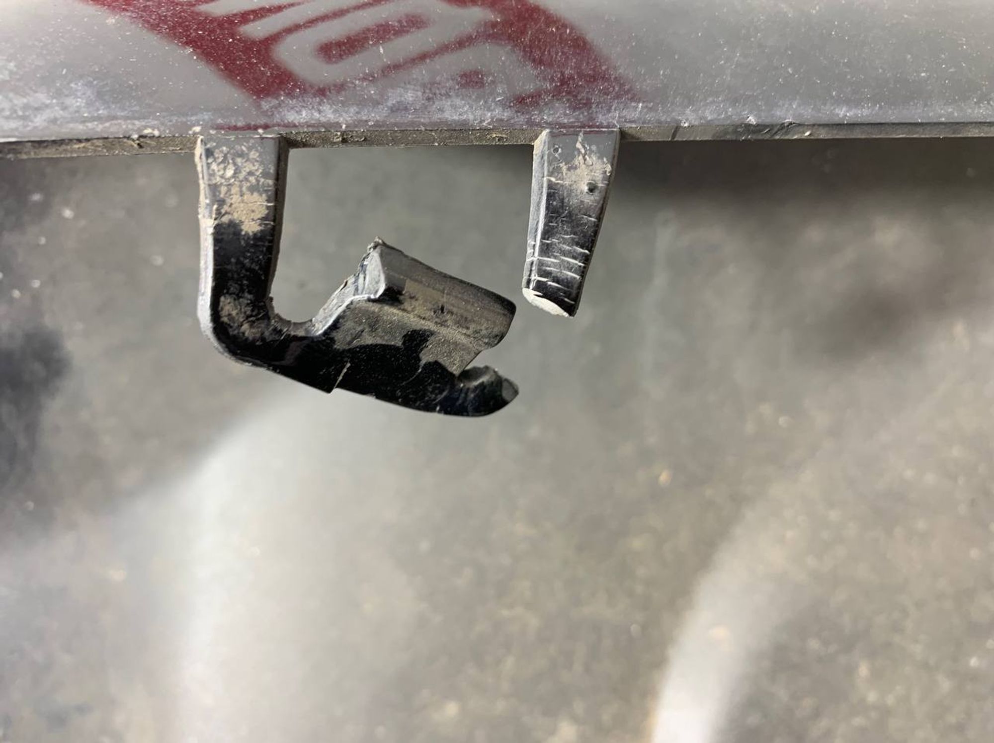 https://ycs.partsauto.market/partsauto-images/thmbs/userImages/h353NjtZg3VDP19b5HMt7LlpbQ93/part/1af01c6f-b95b-4812-98a3-59ab8642d04d_1716305661893.jpg