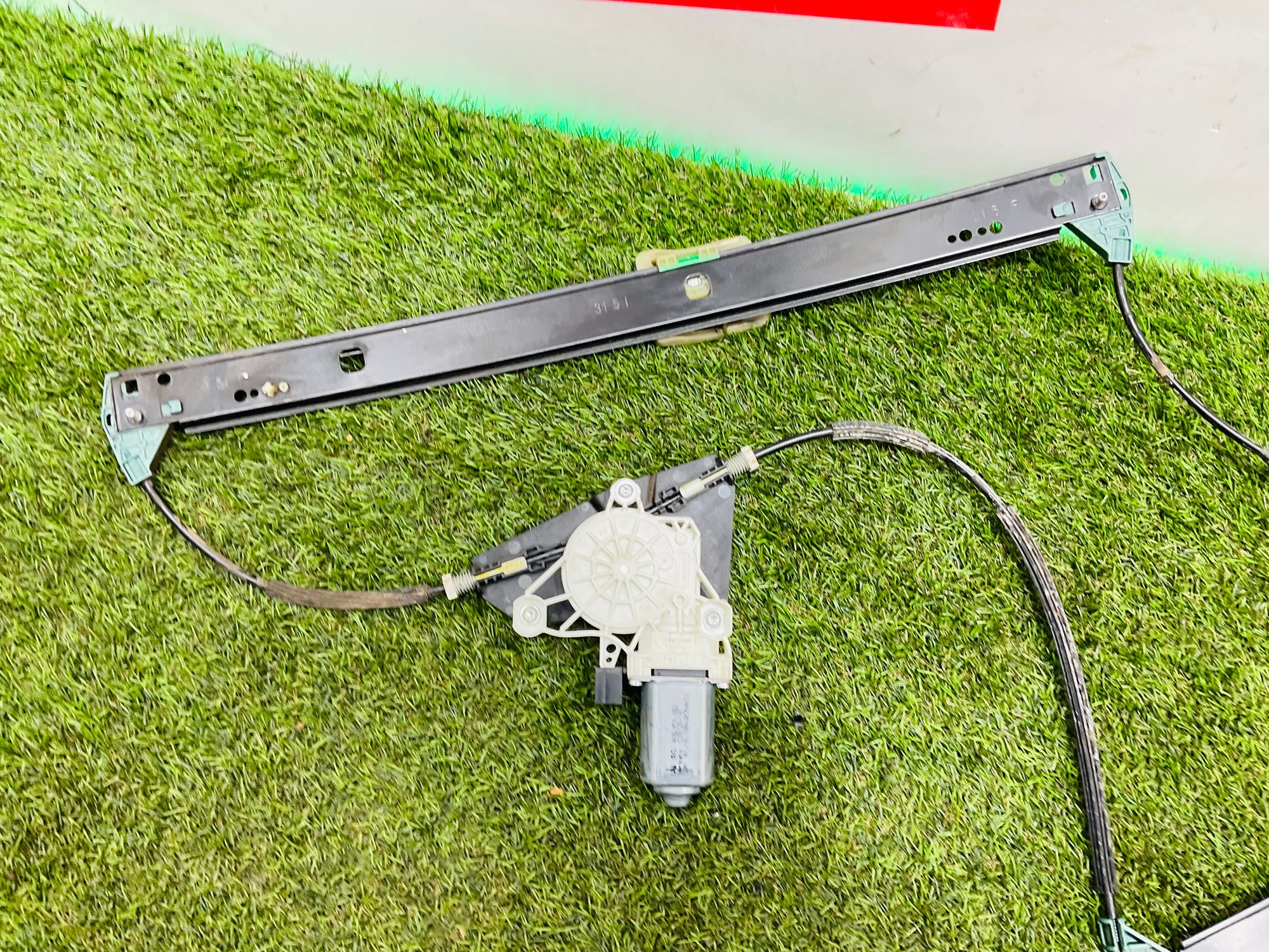 https://ycs.partsauto.market/partsauto-images/thmbs/userImages/h353NjtZg3VDP19b5HMt7LlpbQ93/part/1af10202-62e0-45a8-b8f8-2b1858b32f09_1786353064721.jpg