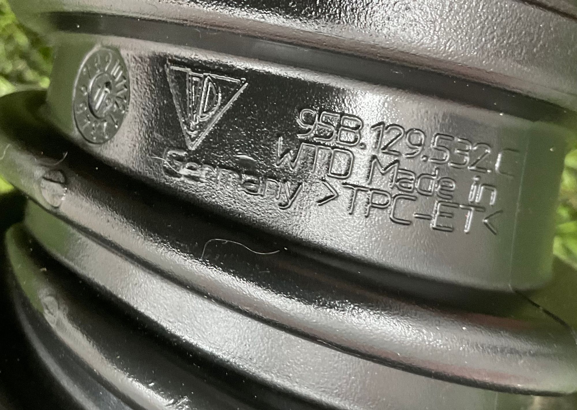 Патрубок воздушного фильтра Porsche Macan I рестайлинг (2018—2021) 2021, 3500 рублей, Москва