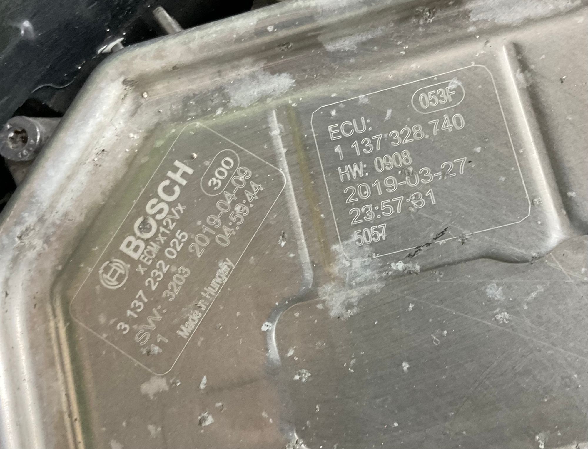 https://ycs.partsauto.market/partsauto-images/thmbs/userImages/h353NjtZg3VDP19b5HMt7LlpbQ93/part/1b81c1b0-ab69-4636-bb86-14e8627b713e_1781171626164.jpg