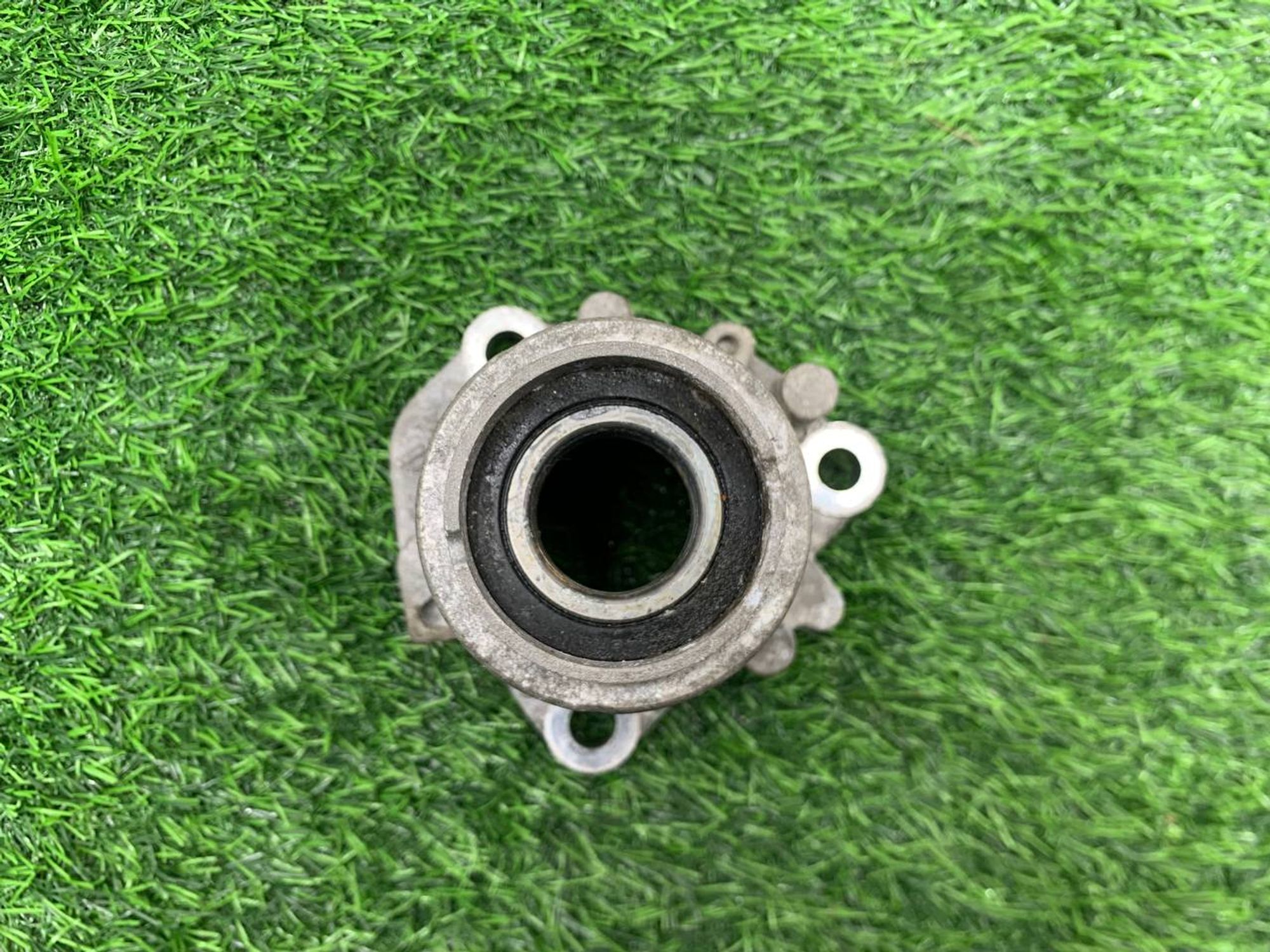 Опора полуоси левая Porsche Panamera 971 Bentley, 65000 рублей, Москва