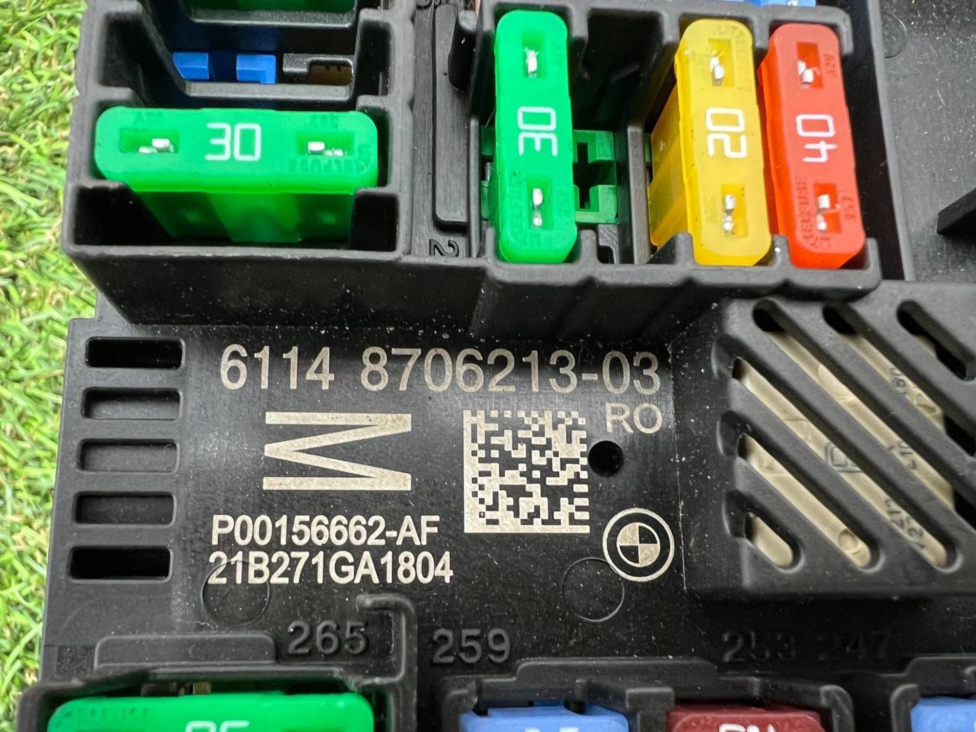 https://ycs.partsauto.market/partsauto-images/thmbs/userImages/h353NjtZg3VDP19b5HMt7LlpbQ93/part/1c84b943-25ba-43d5-a4ab-0510473cbff8_1711698621682.jpg