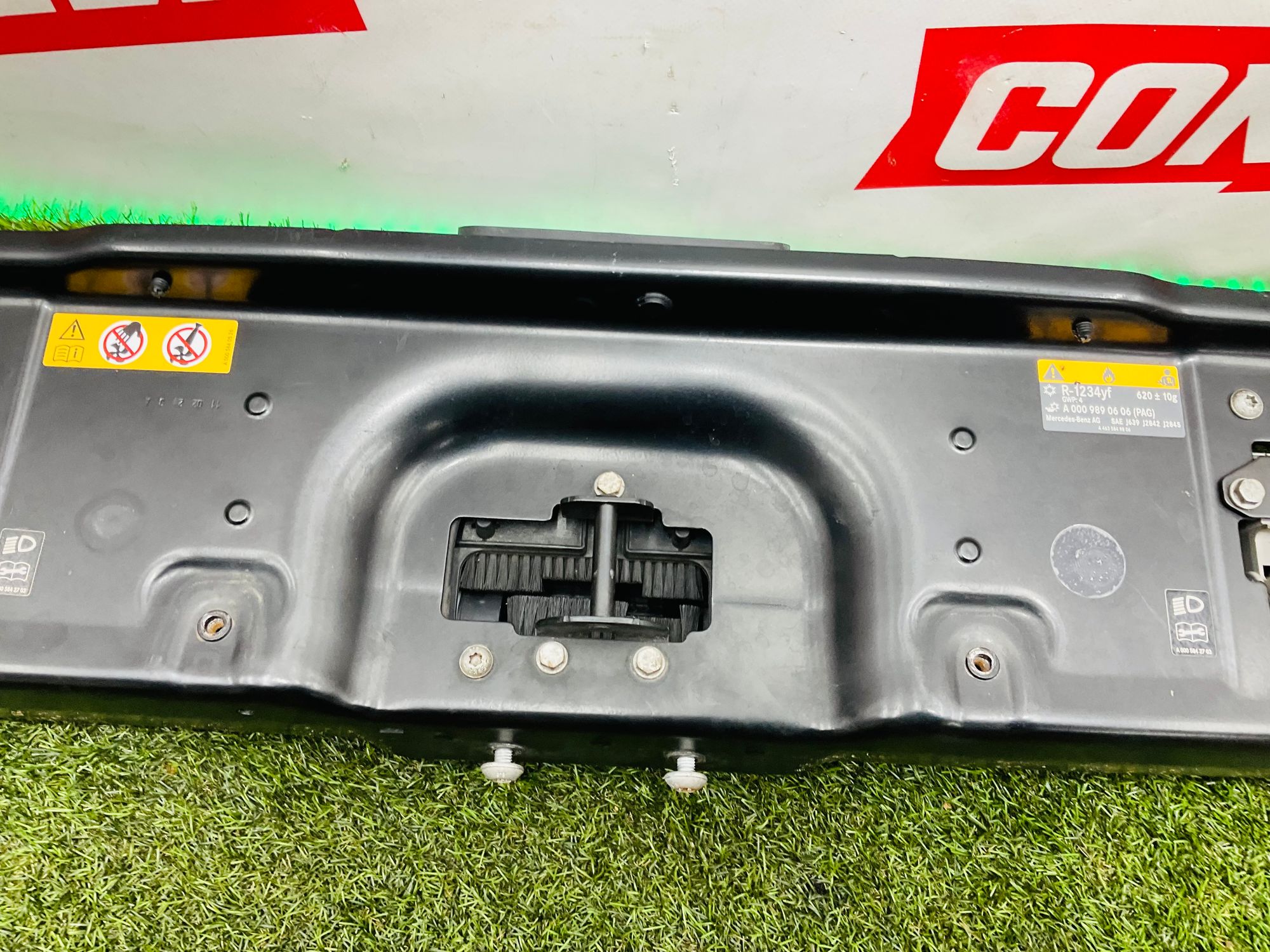 https://ycs.partsauto.market/partsauto-images/thmbs/userImages/h353NjtZg3VDP19b5HMt7LlpbQ93/part/1c9268fd-ca3e-4e99-97c8-1814c30d0324_1788964645289.jpg