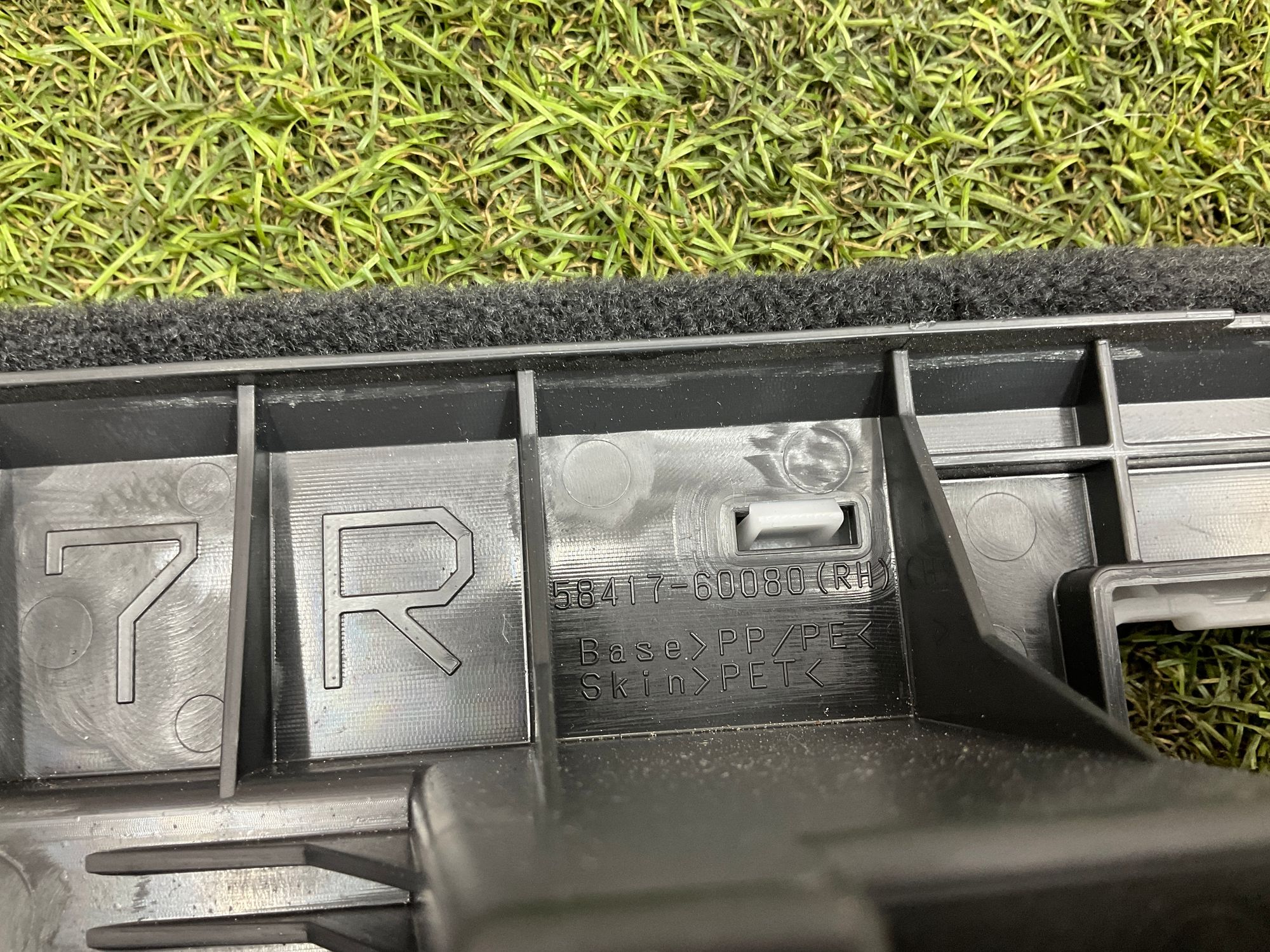 https://ycs.partsauto.market/partsauto-images/thmbs/userImages/h353NjtZg3VDP19b5HMt7LlpbQ93/part/1c996b1a-95d5-4bd5-974c-02fd8e7dc8cd_1779720217512.jpg