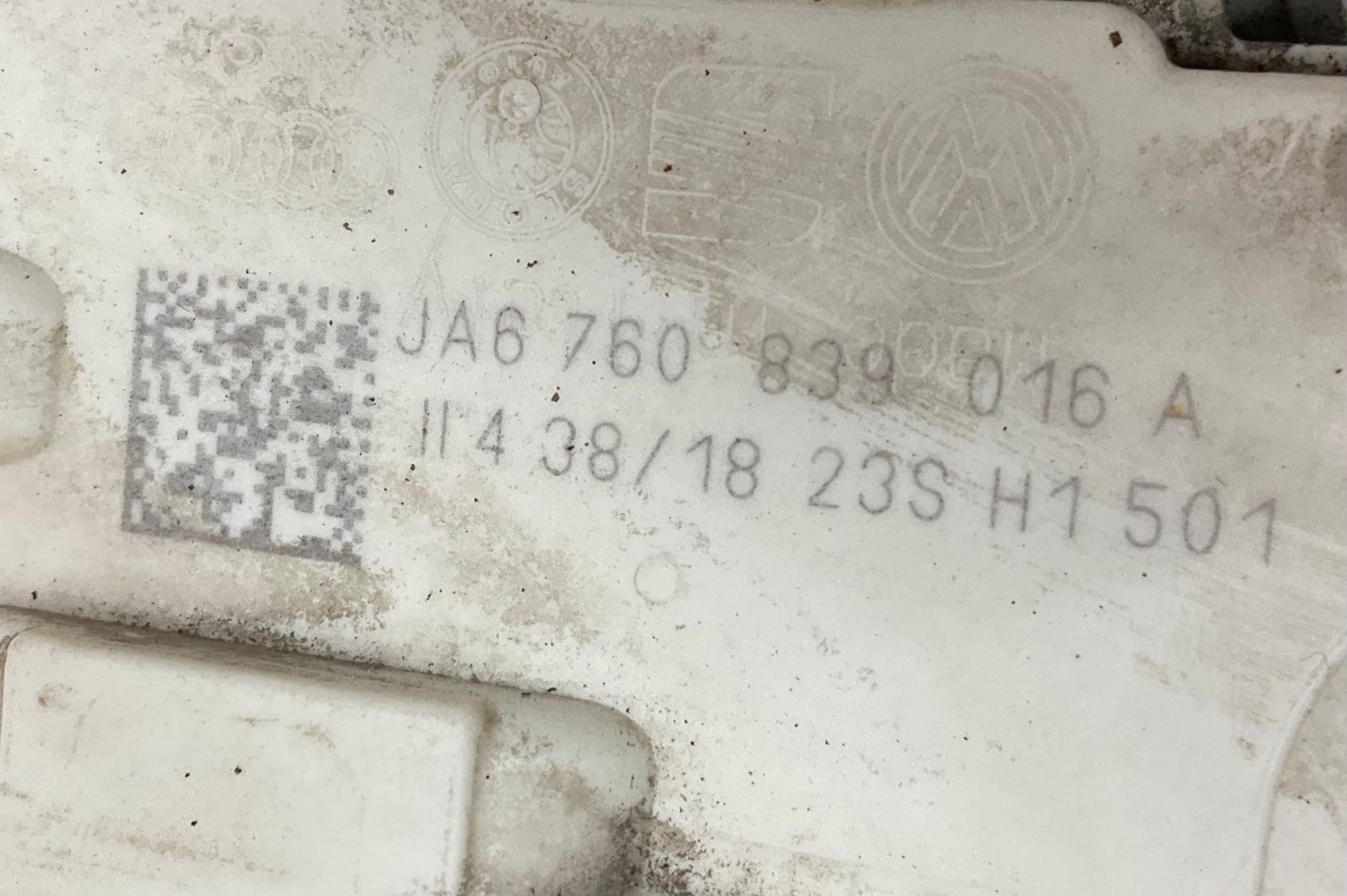 https://ycs.partsauto.market/partsauto-images/thmbs/userImages/h353NjtZg3VDP19b5HMt7LlpbQ93/part/1c9aa12a-6f37-4088-a6ab-64ac13e2d6a9_1786369501530.jpg