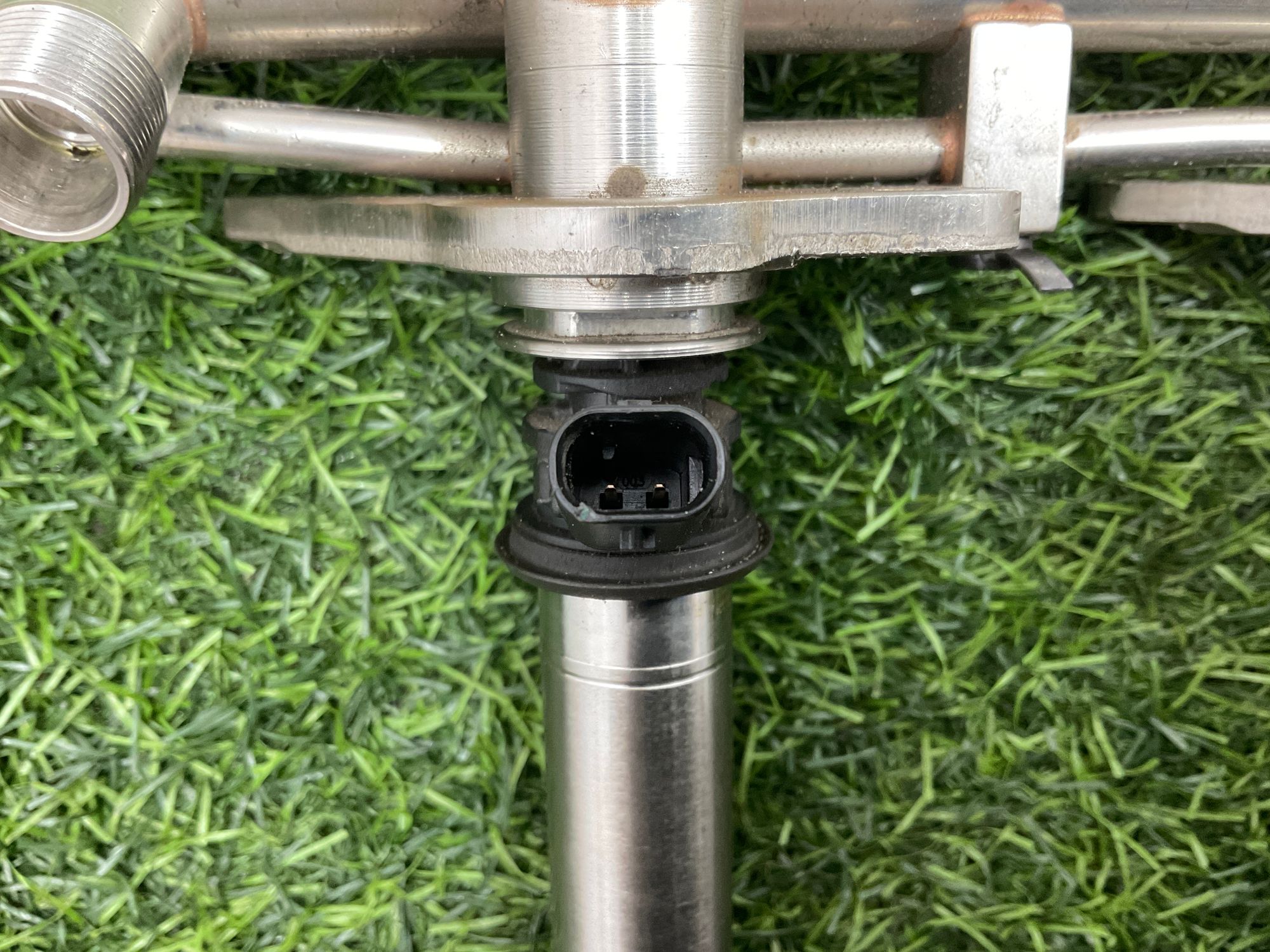 https://ycs.partsauto.market/partsauto-images/thmbs/userImages/h353NjtZg3VDP19b5HMt7LlpbQ93/part/1ca2c5e3-0cd1-4222-a295-df0c34e83800_1743584948488.jpg