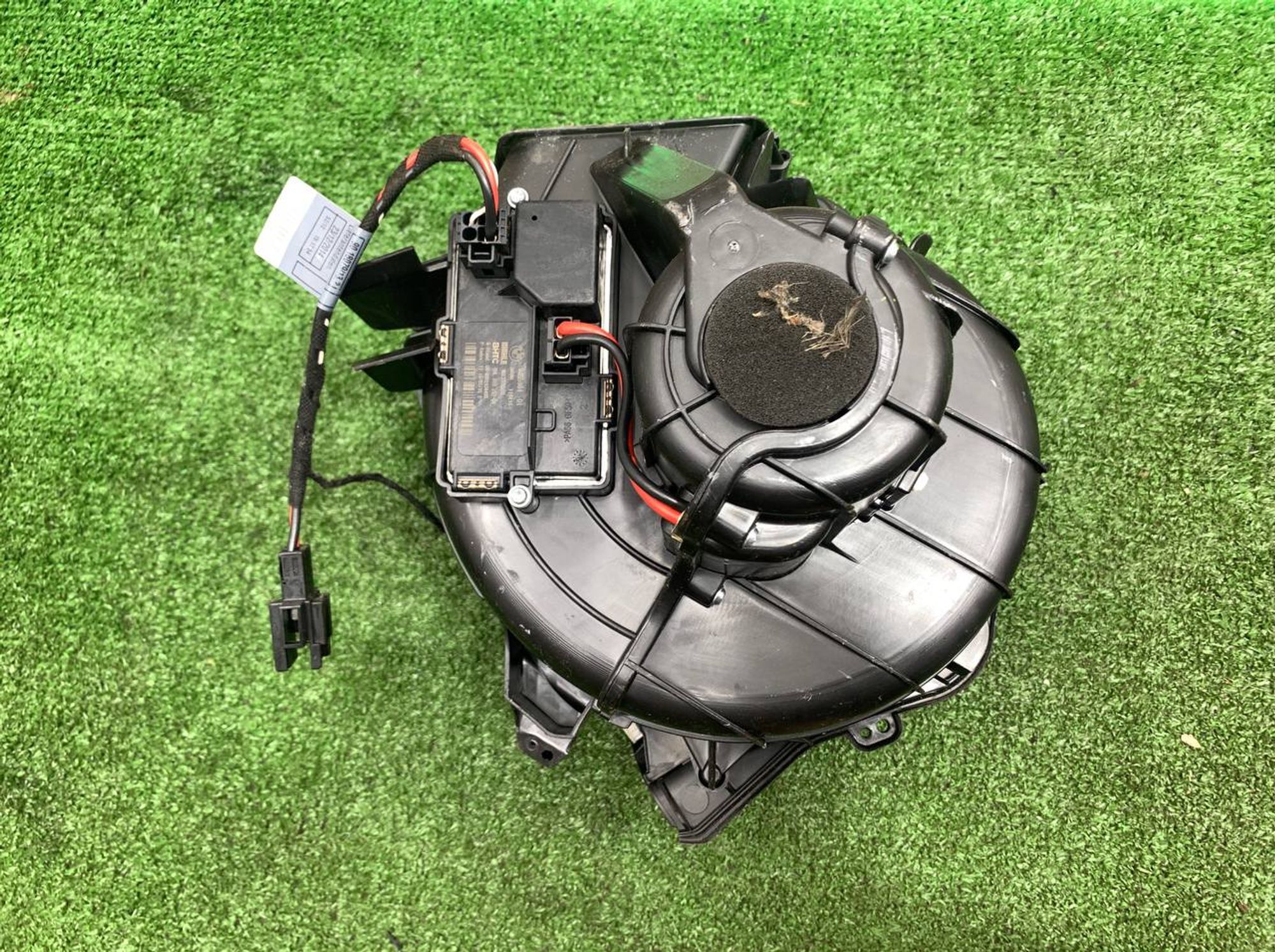 https://ycs.partsauto.market/partsauto-images/thmbs/userImages/h353NjtZg3VDP19b5HMt7LlpbQ93/part/1cc66b9c-21bd-41cd-871b-8512d9c520fa_1720691749938.jpg