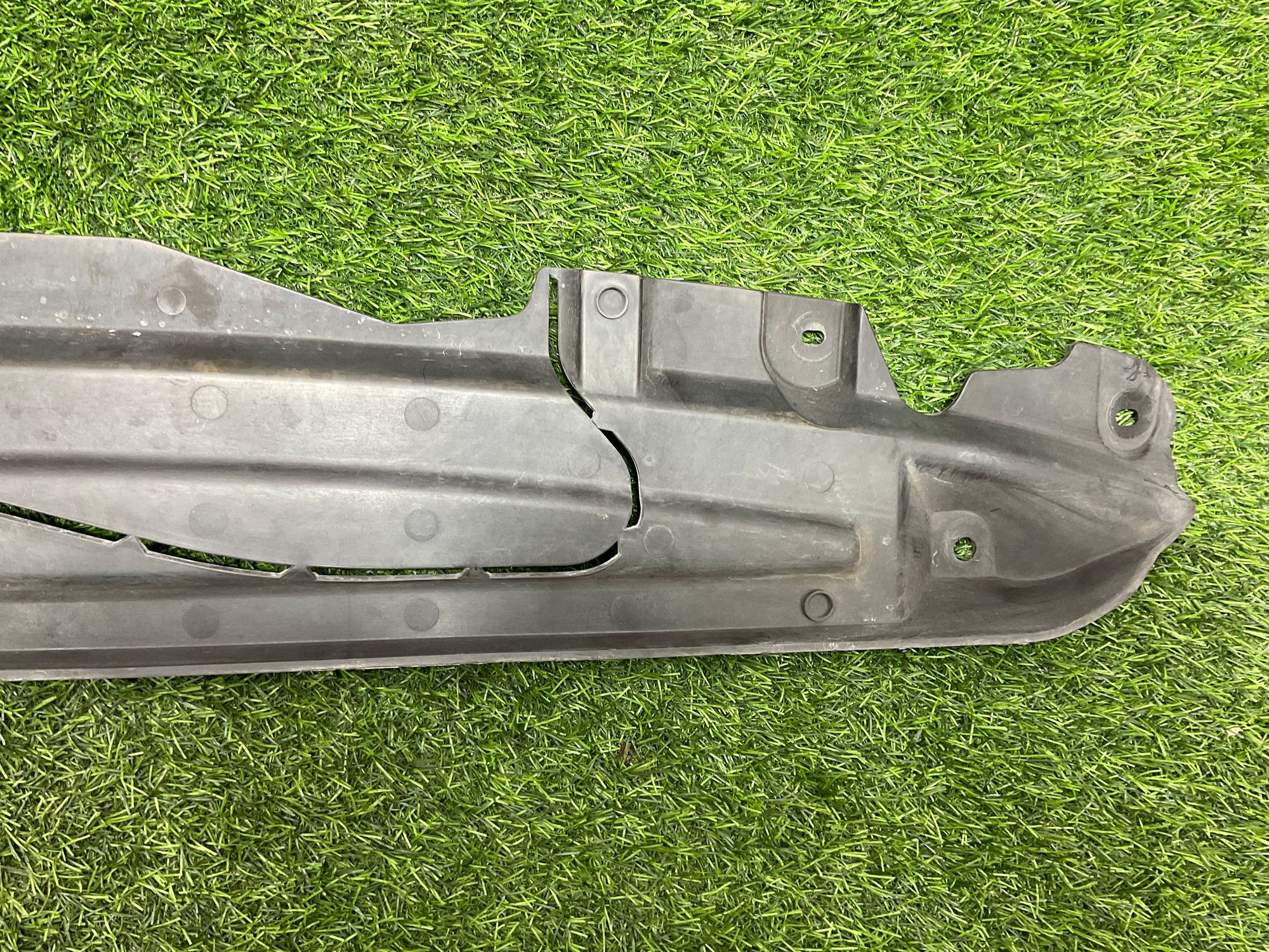 https://ycs.partsauto.market/partsauto-images/thmbs/userImages/h353NjtZg3VDP19b5HMt7LlpbQ93/part/1cd011bd-8642-4ce0-a14a-24690ab1eaed_1734683274689.jpg