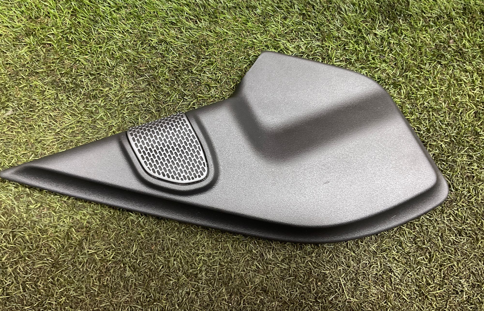 Накладка двери внутренняя правая Land Rover Defender II 2023, 4500 рублей, Москва