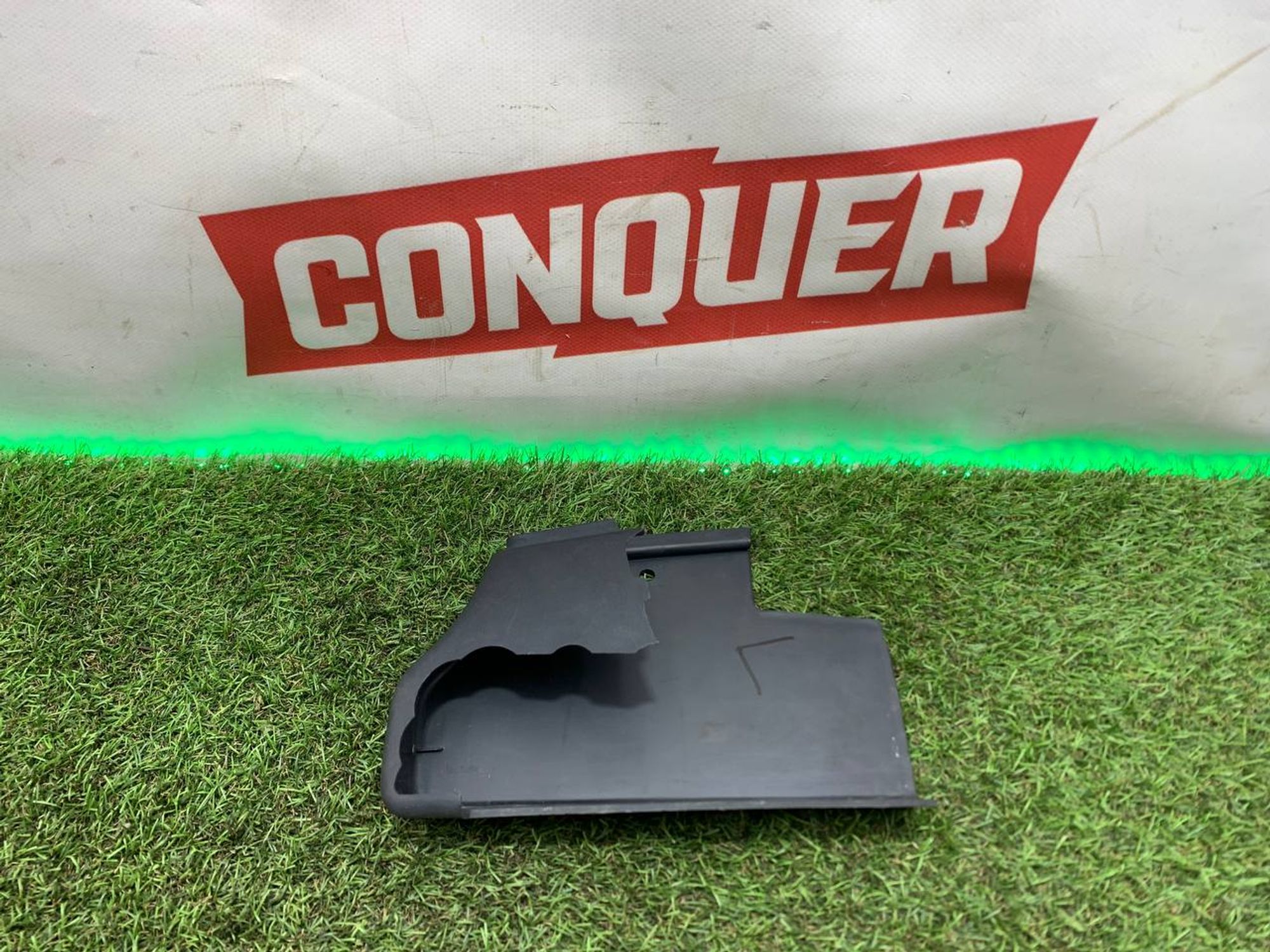 https://ycs.partsauto.market/partsauto-images/thmbs/userImages/h353NjtZg3VDP19b5HMt7LlpbQ93/part/1cee5c12-00ce-41b8-a87c-34e88942fe27_1716036405616.jpg